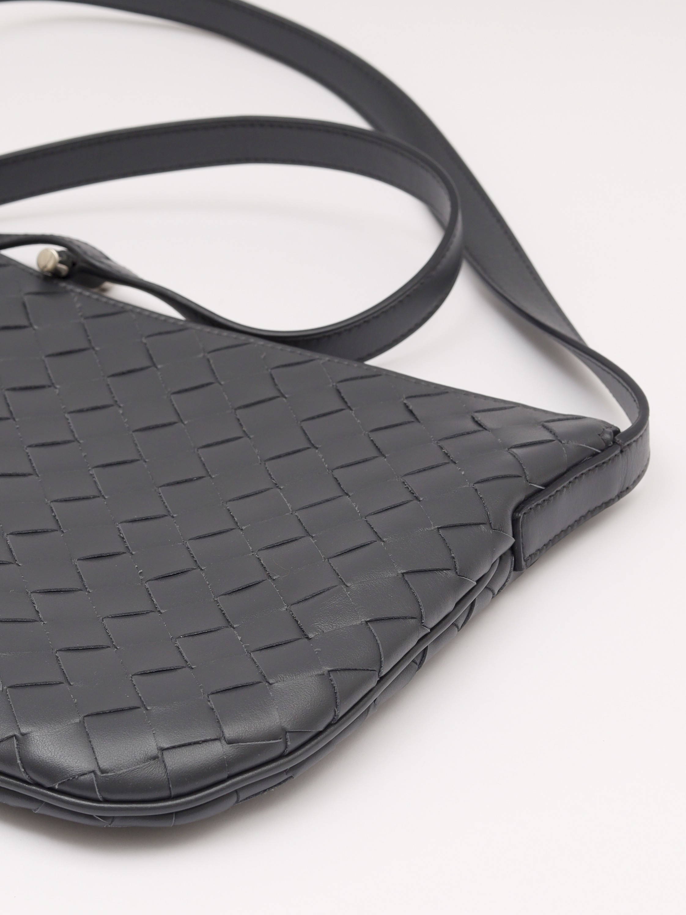 Bottega Veneta Virgule 8