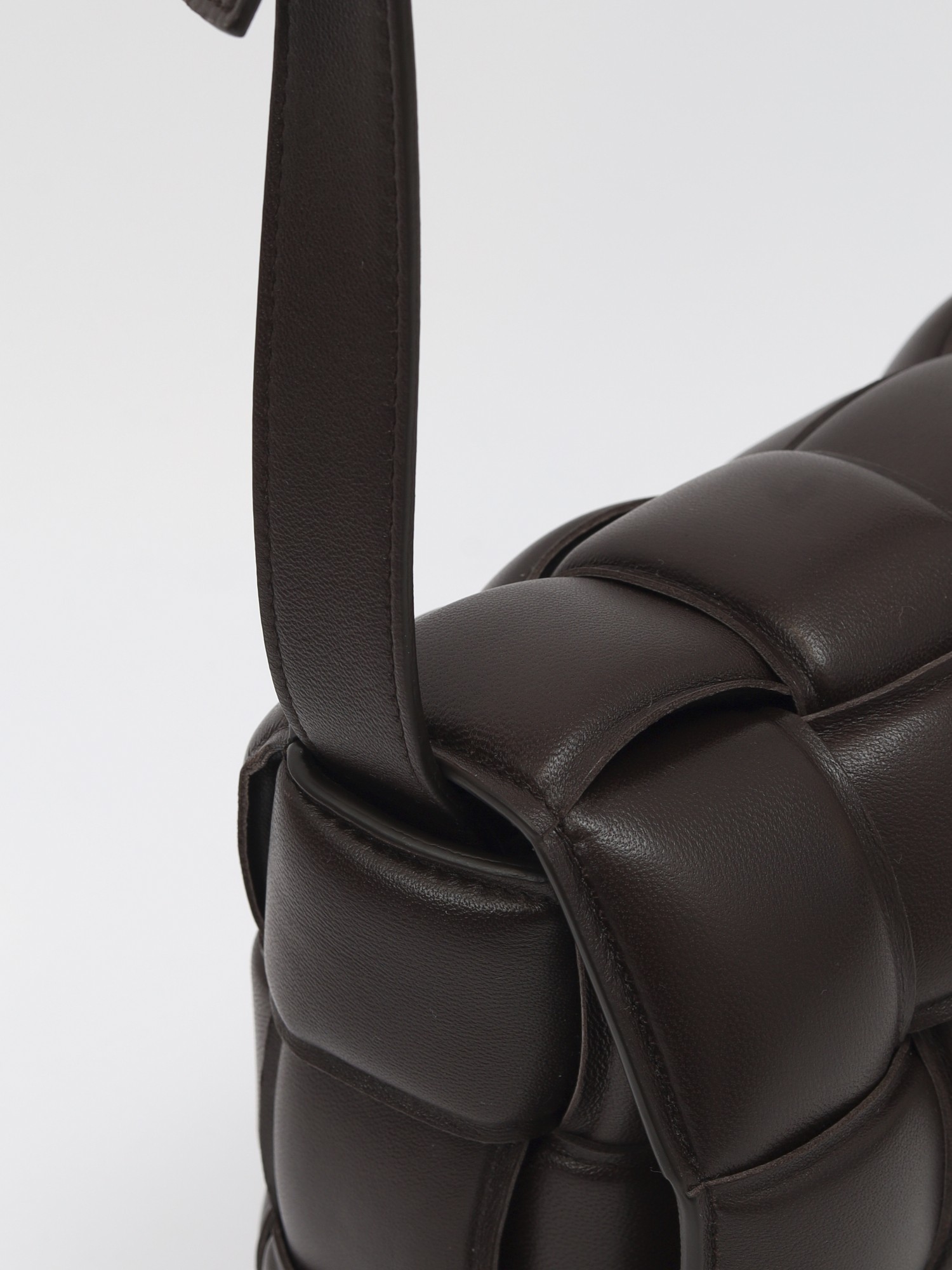 Bottega Veneta Cassette 5