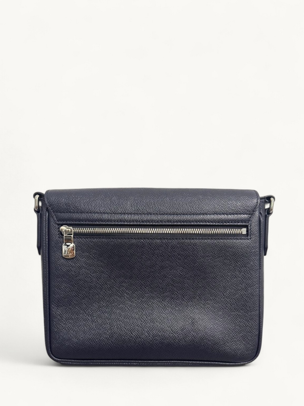 Louis Vuitton District 1