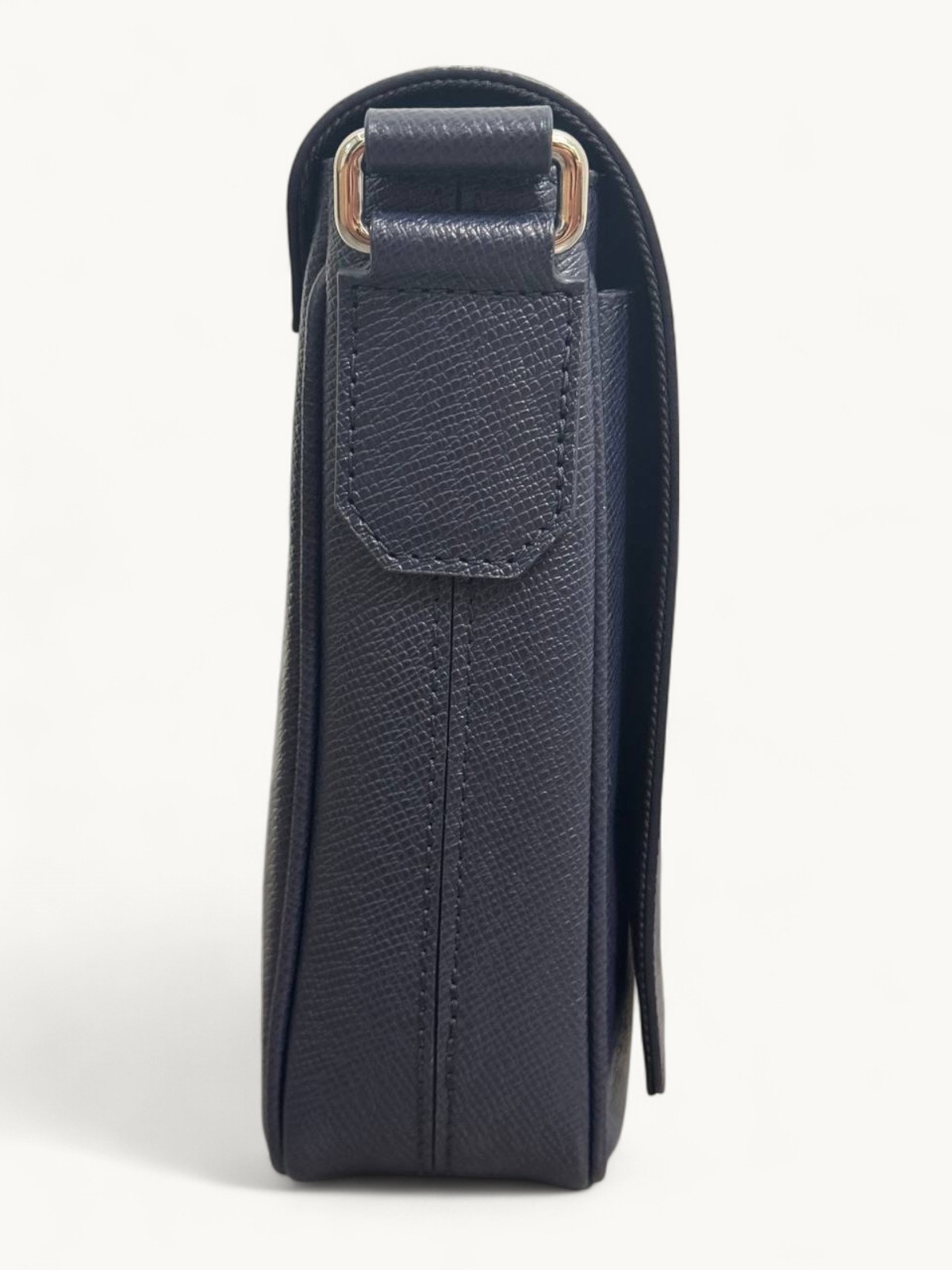 Louis Vuitton District 3