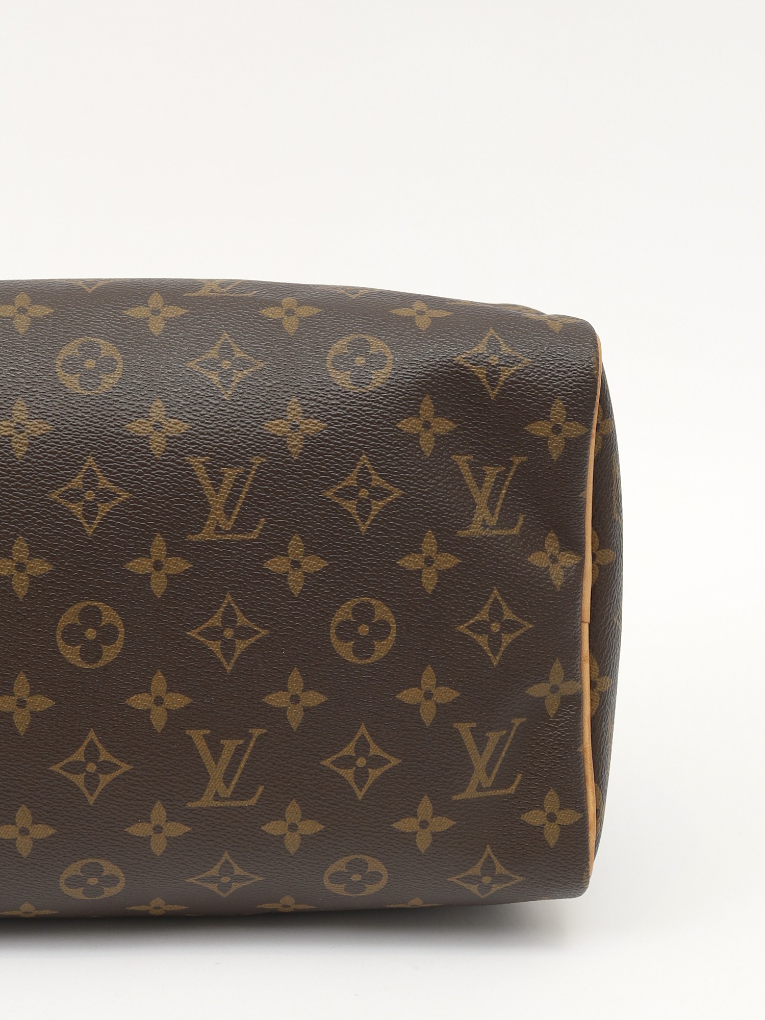 Louis Vuitton Speedy 8
