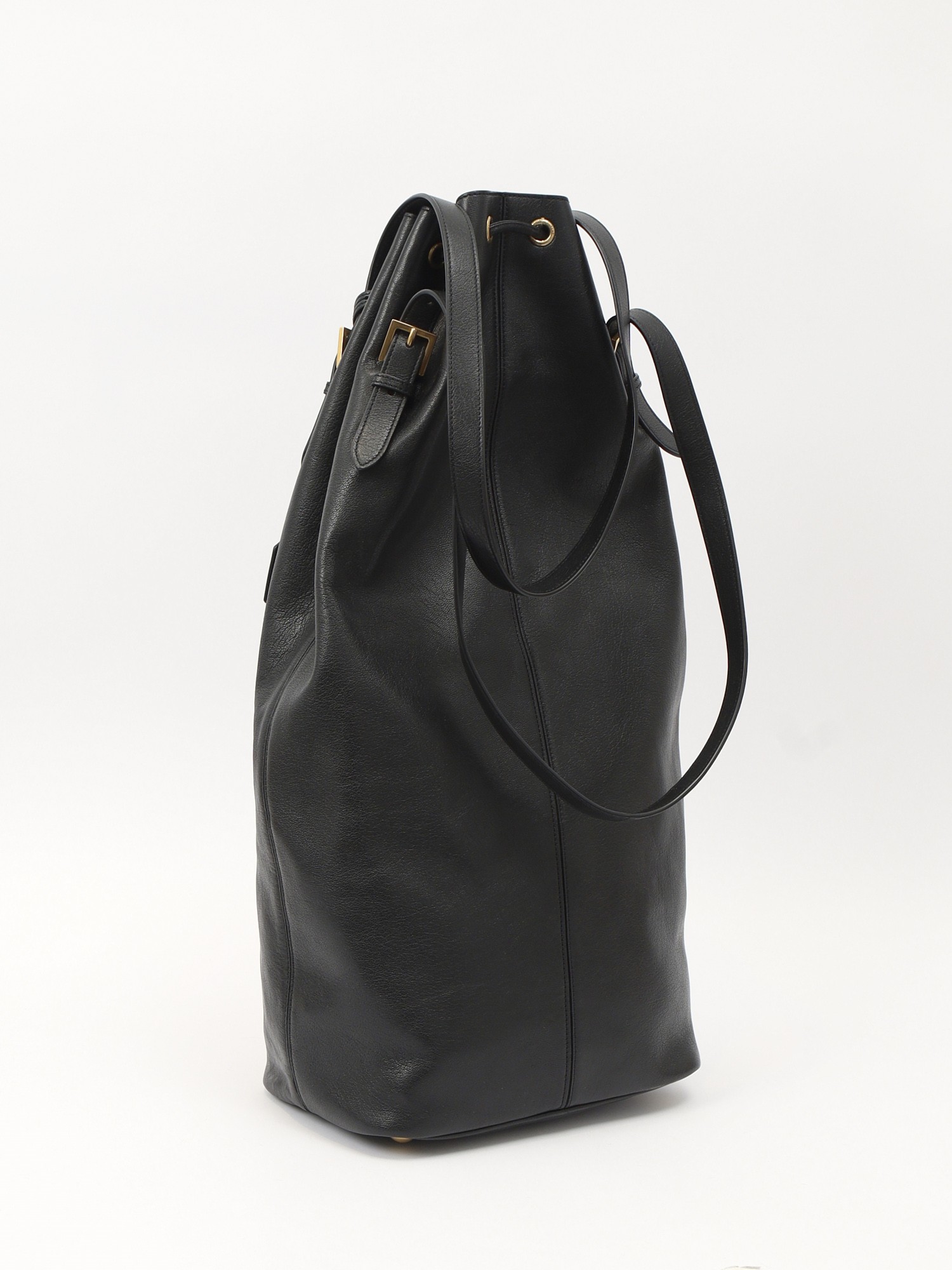 Saint Laurent Riva 3