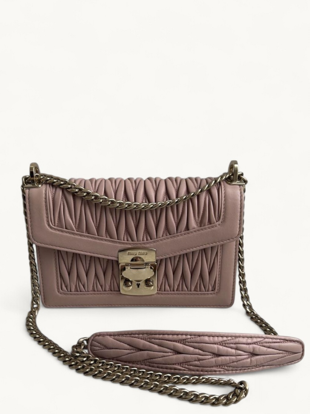 Miu Miu Confidential  0