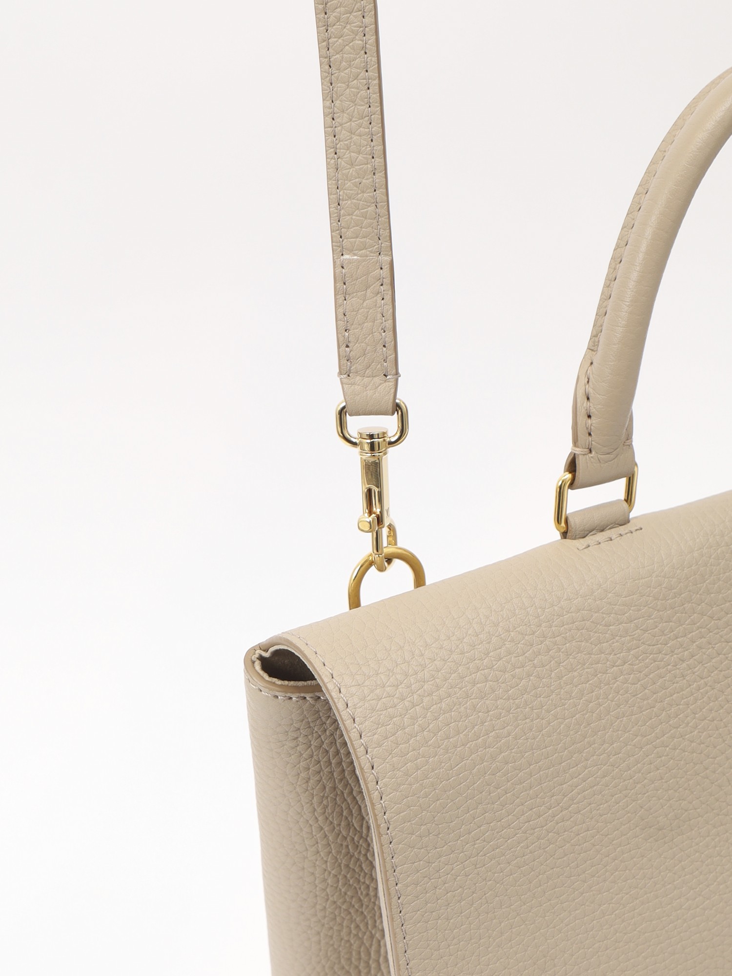 Louis Vuitton Volta 6