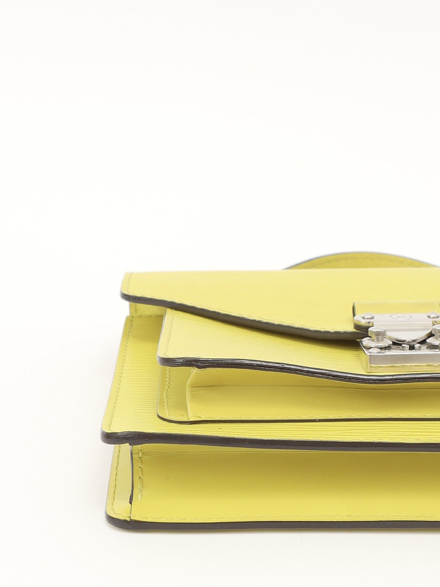 Louis Vuitton Monceau 8