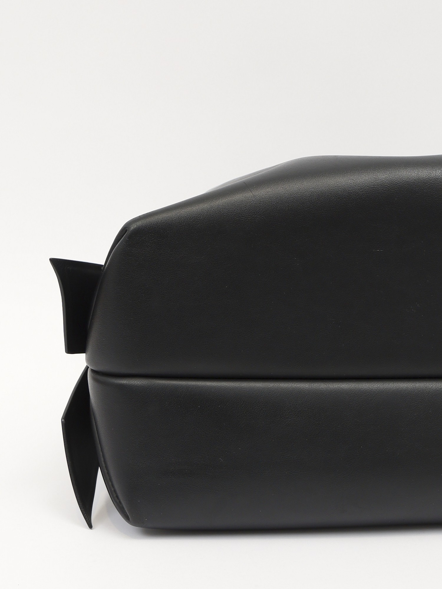 Acne Studios Musubi 7