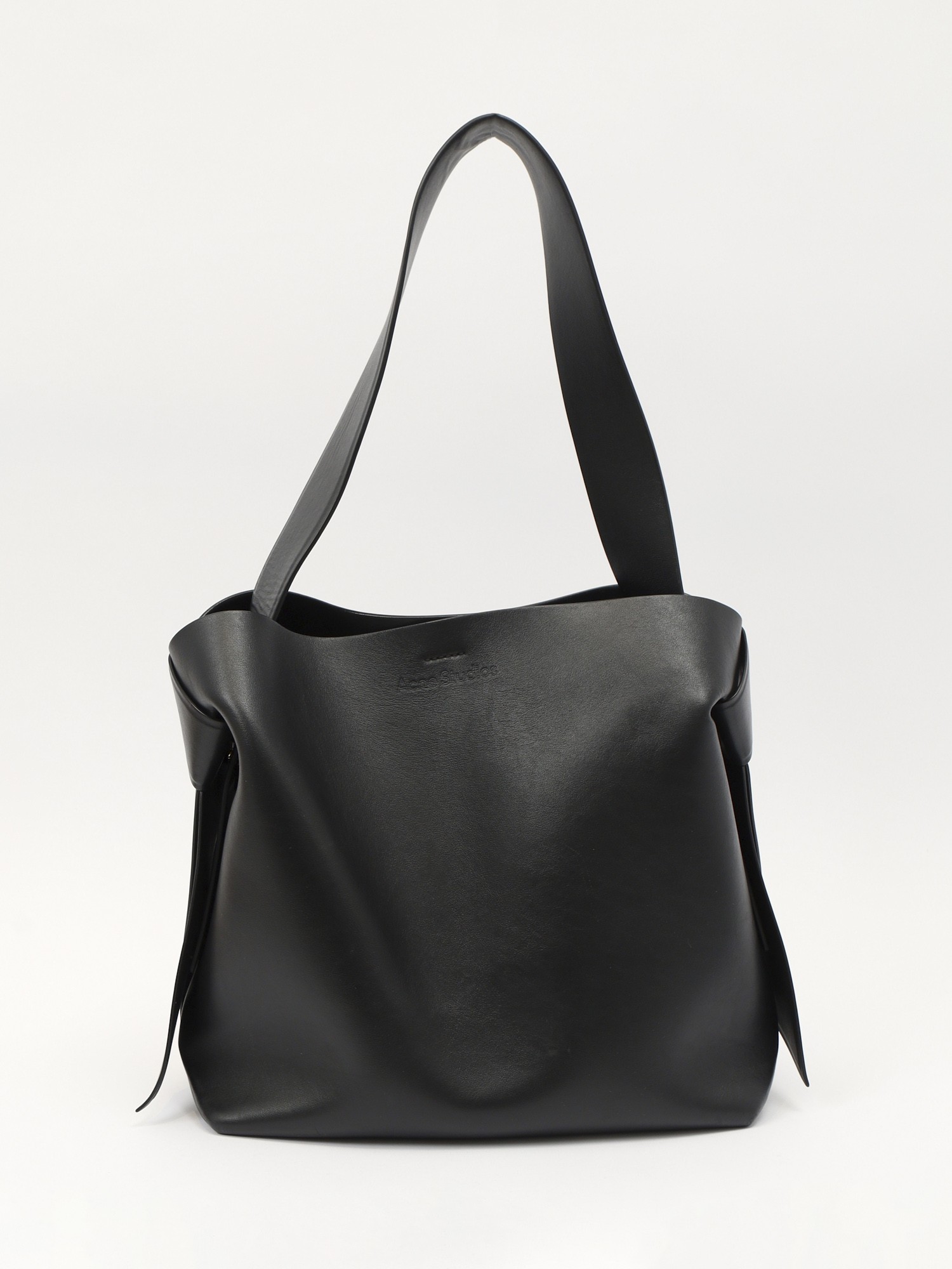 Acne Studios Musubi 0