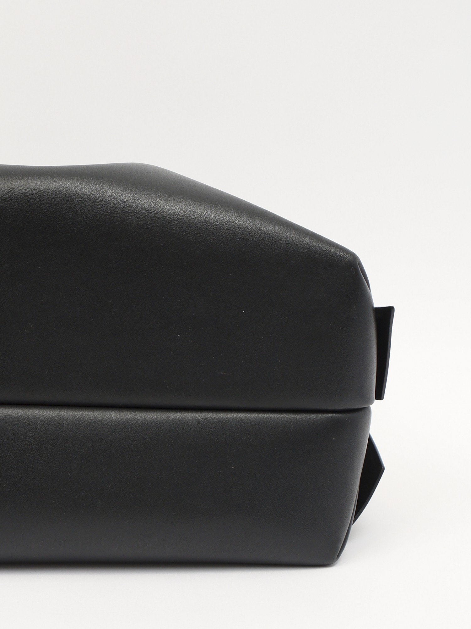 Acne Studios Musubi 8