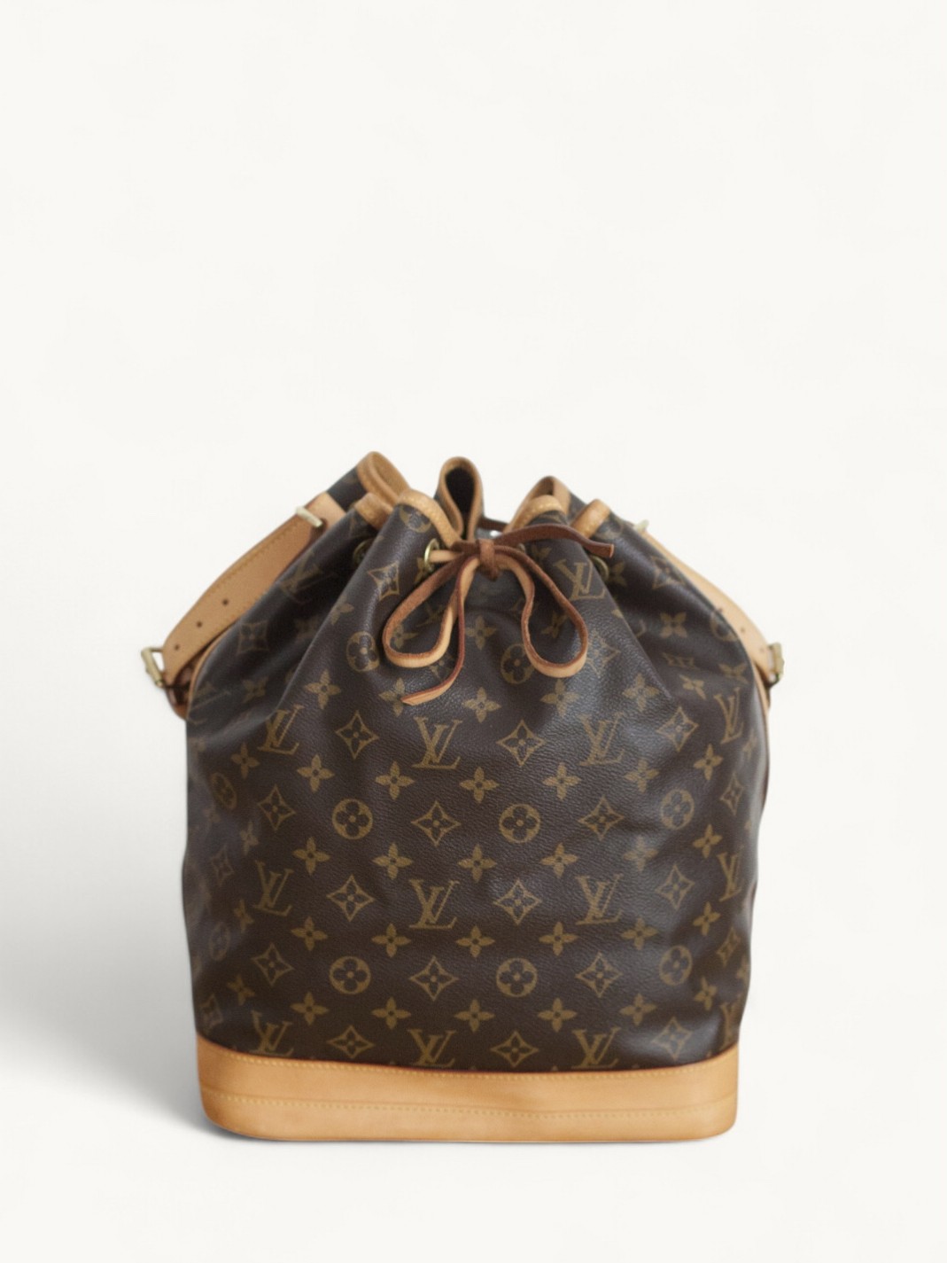 Сумки Louis Vuitton Noe изображение #1