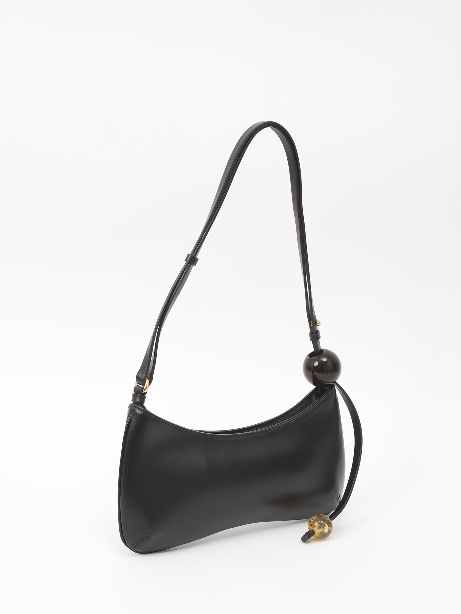 Jacquemus Le Bisou 3