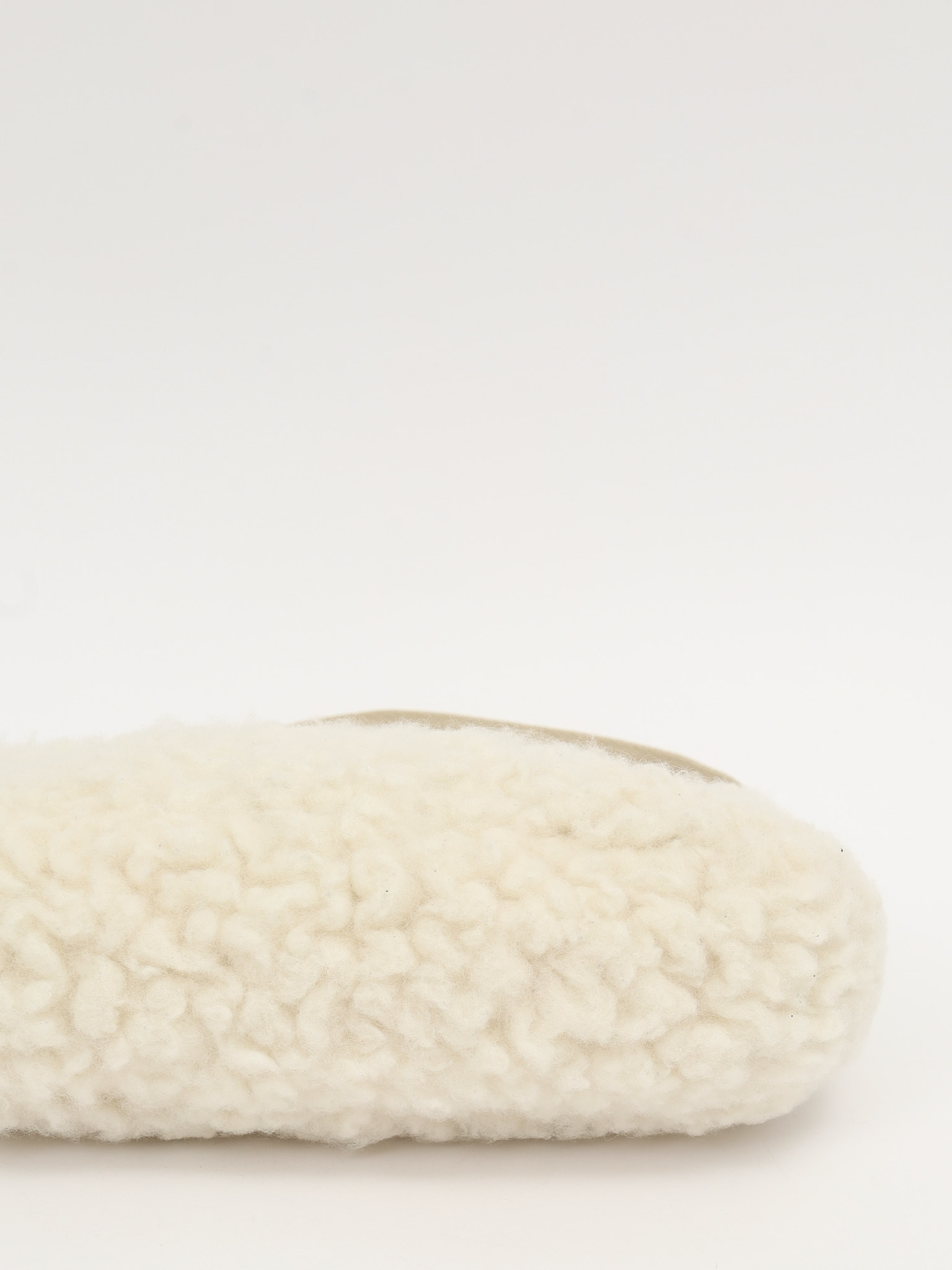 Prada Re-Edition 2000 8