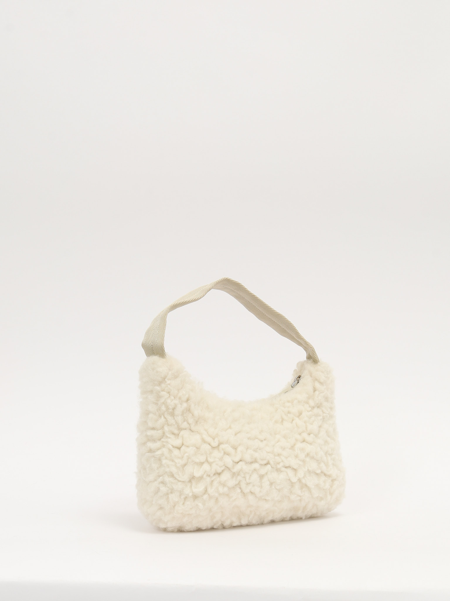 Prada Re-Edition 2000 3