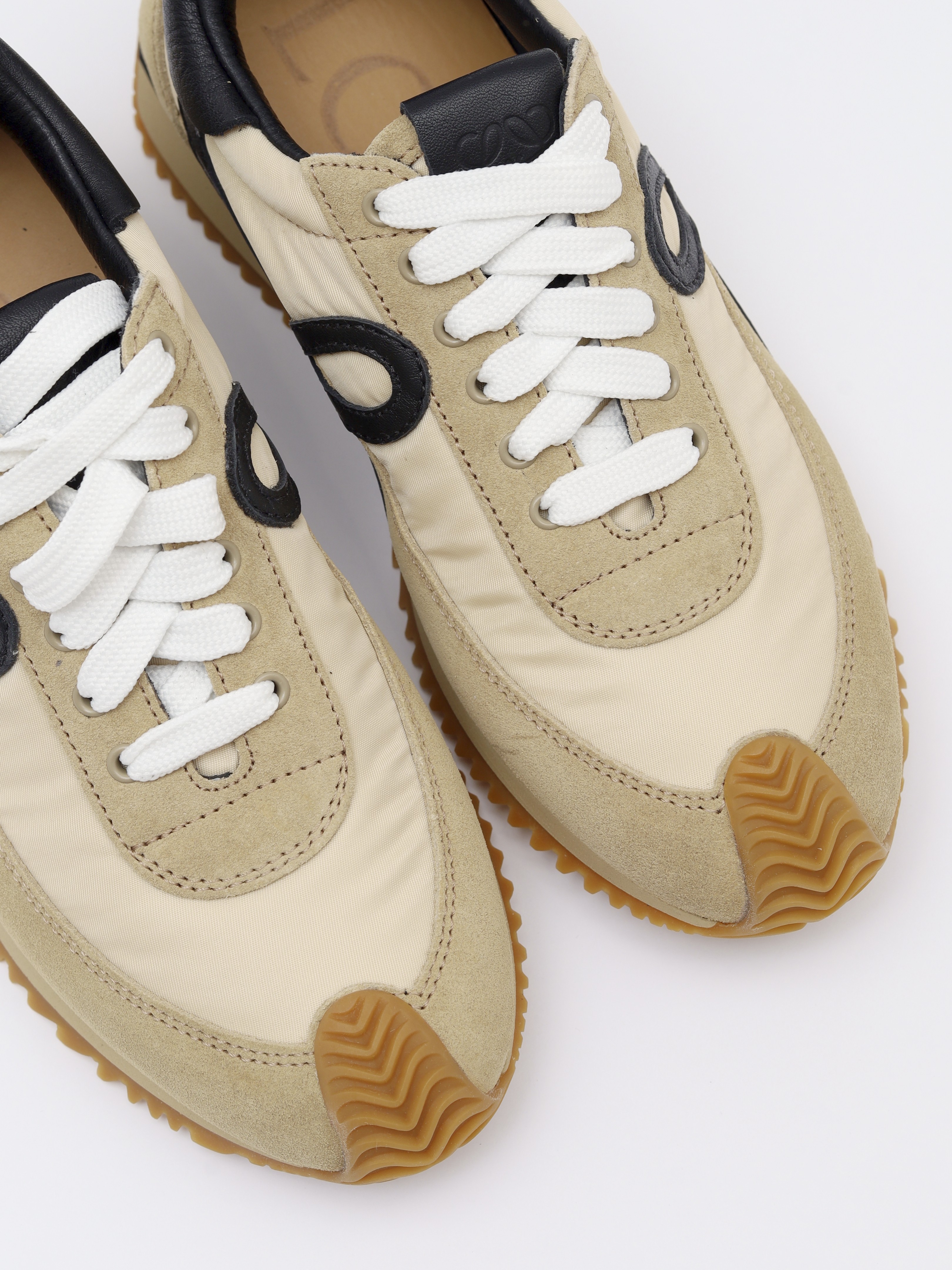 Loewe Flow Runner 35 7