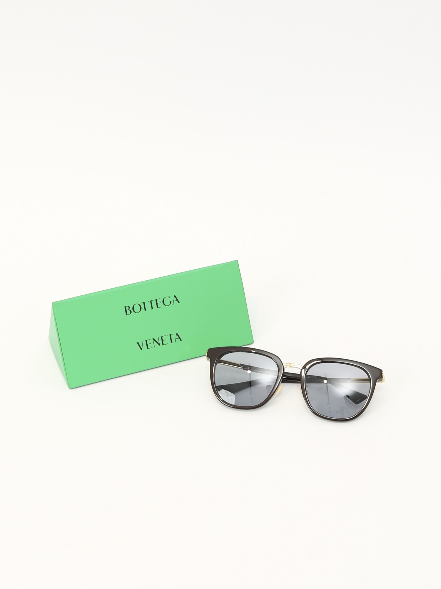 Bottega Veneta Sunglasses  2