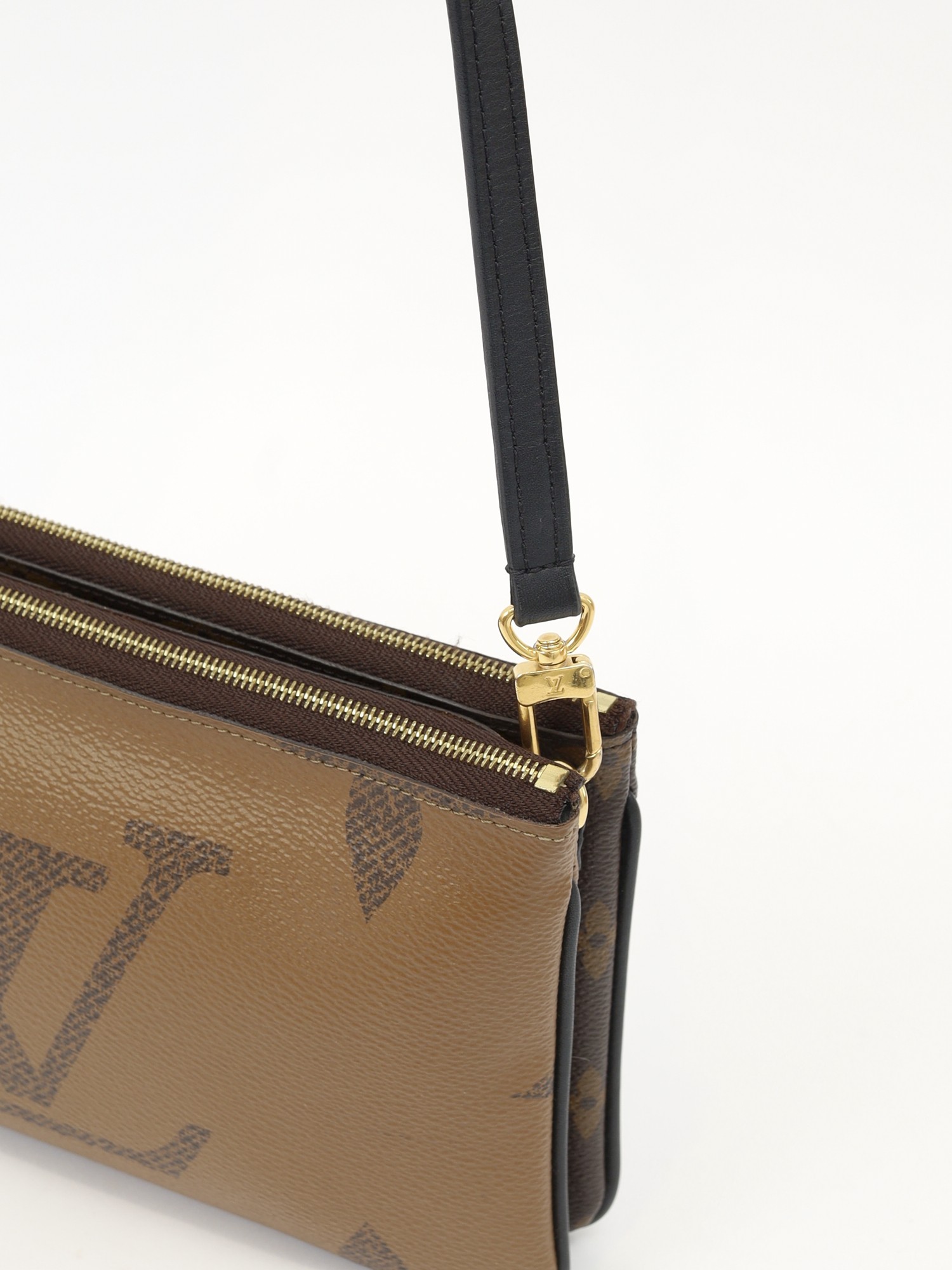 Louis Vuitton Double Zip 7