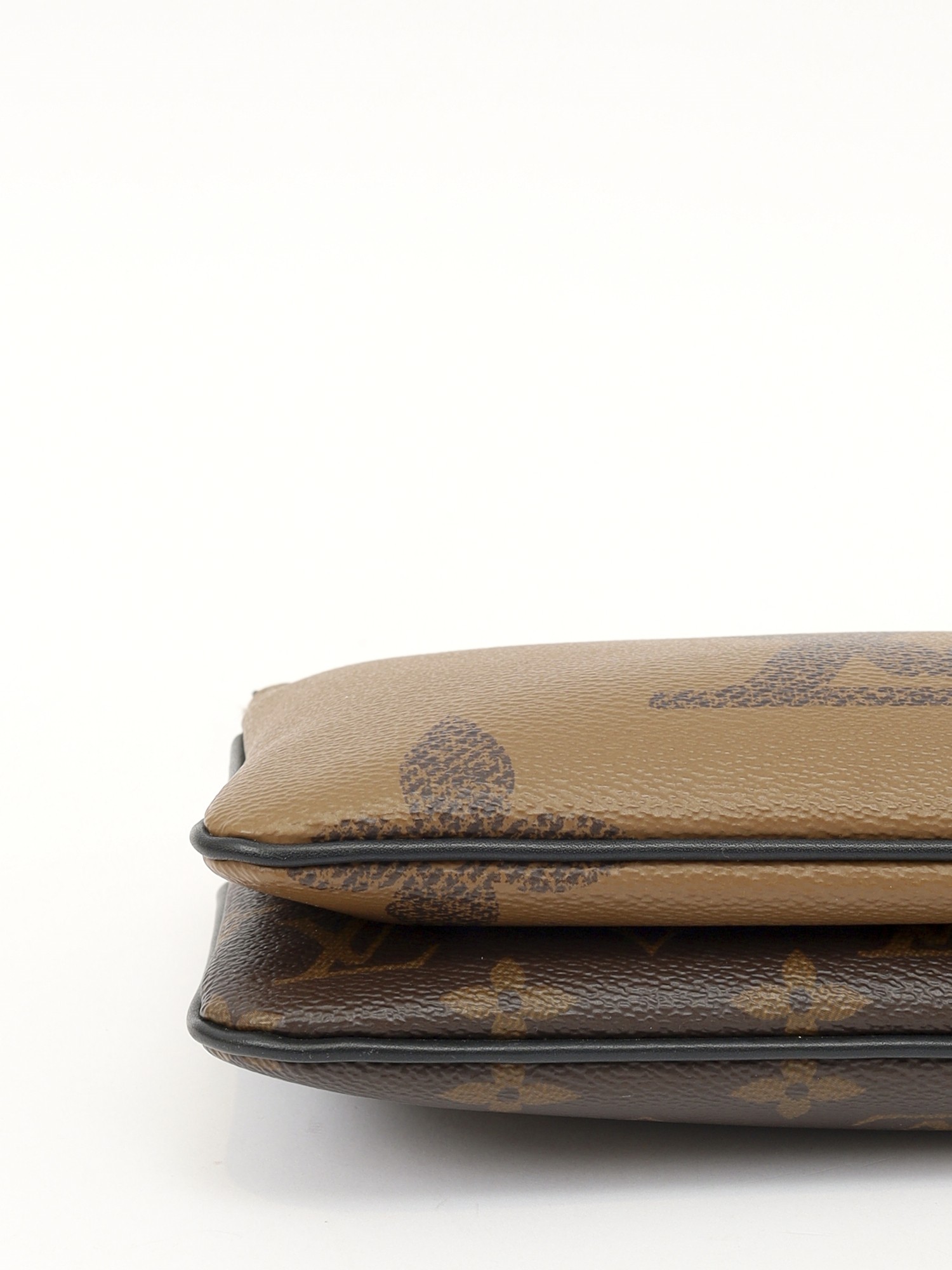 Louis Vuitton Double Zip 8