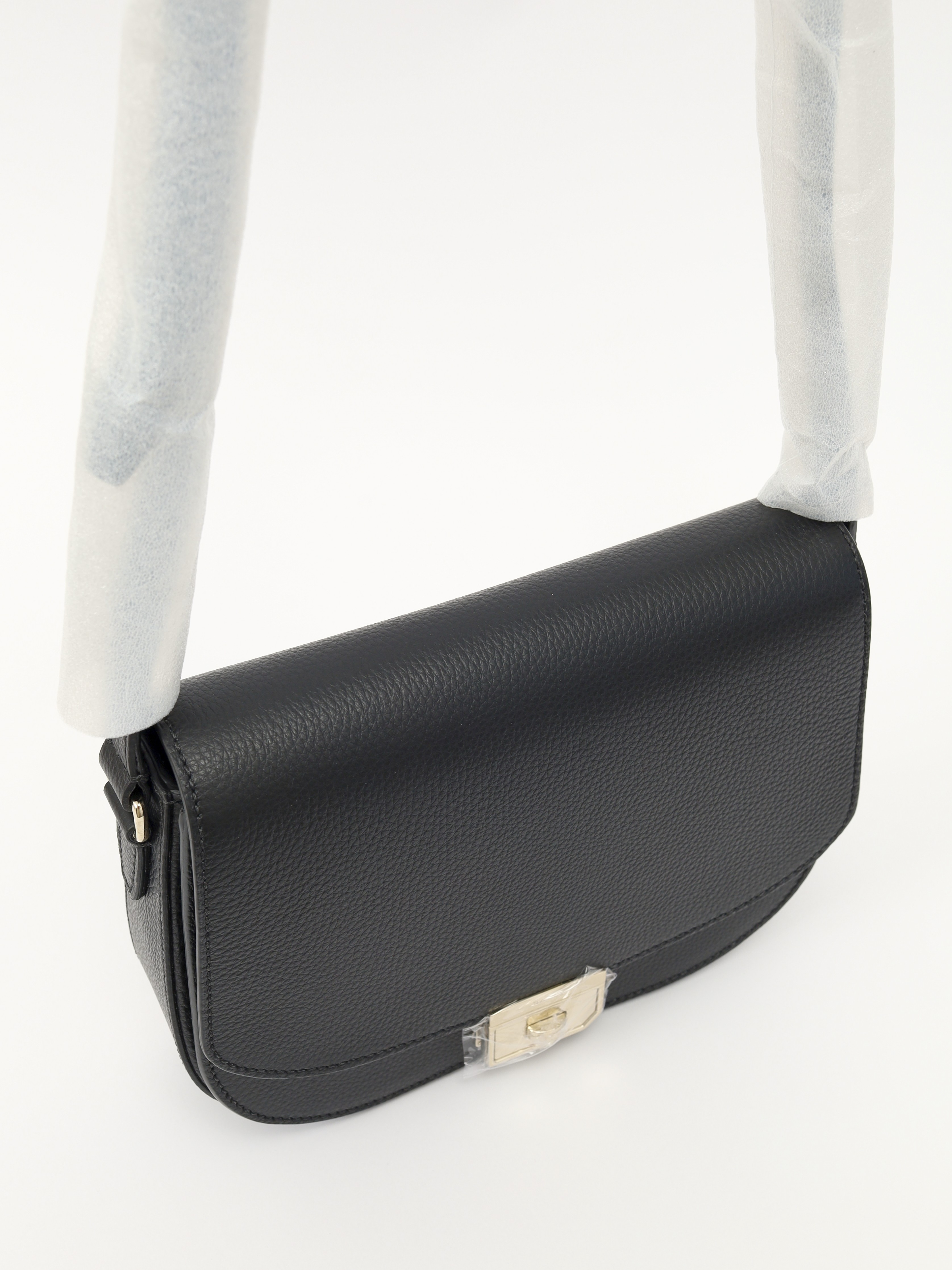 Bally Leather Bag  4