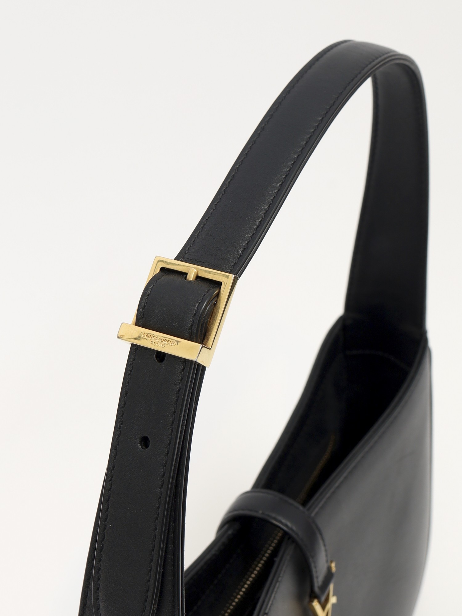 Saint Laurent Le 5 a 7 8