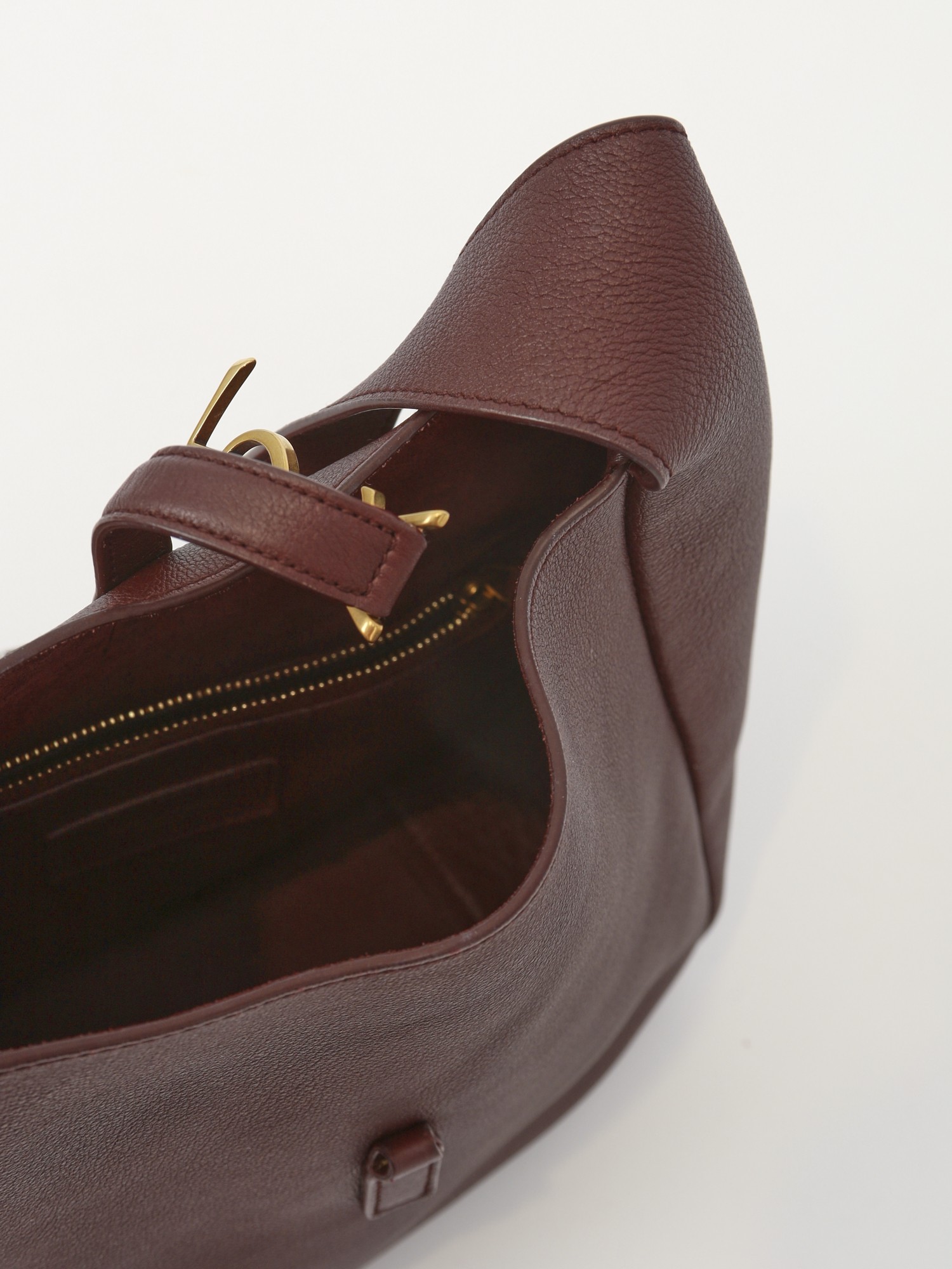 Saint Laurent Le 5 a 7 8