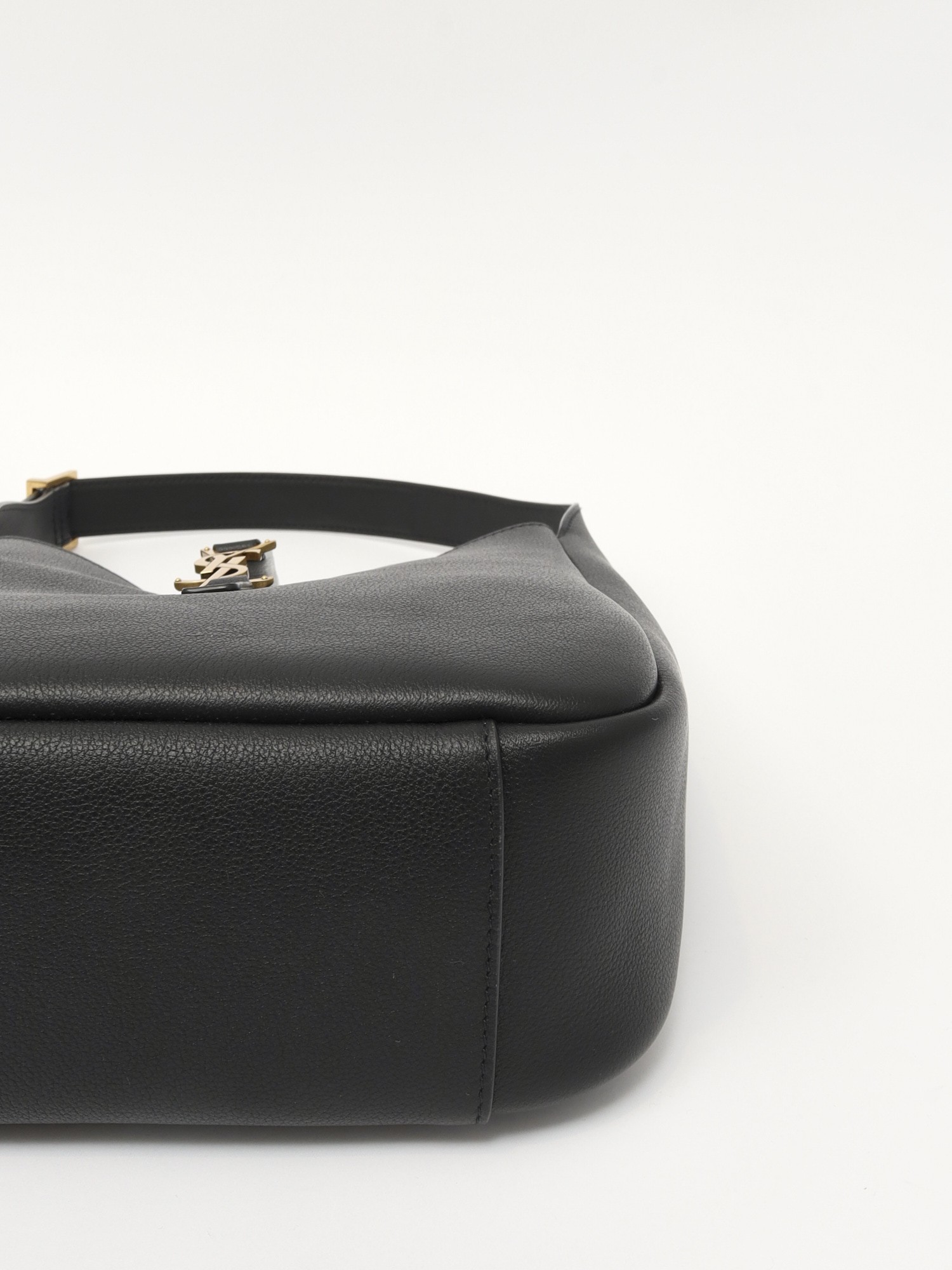 Saint Laurent Le 5 a 7 8