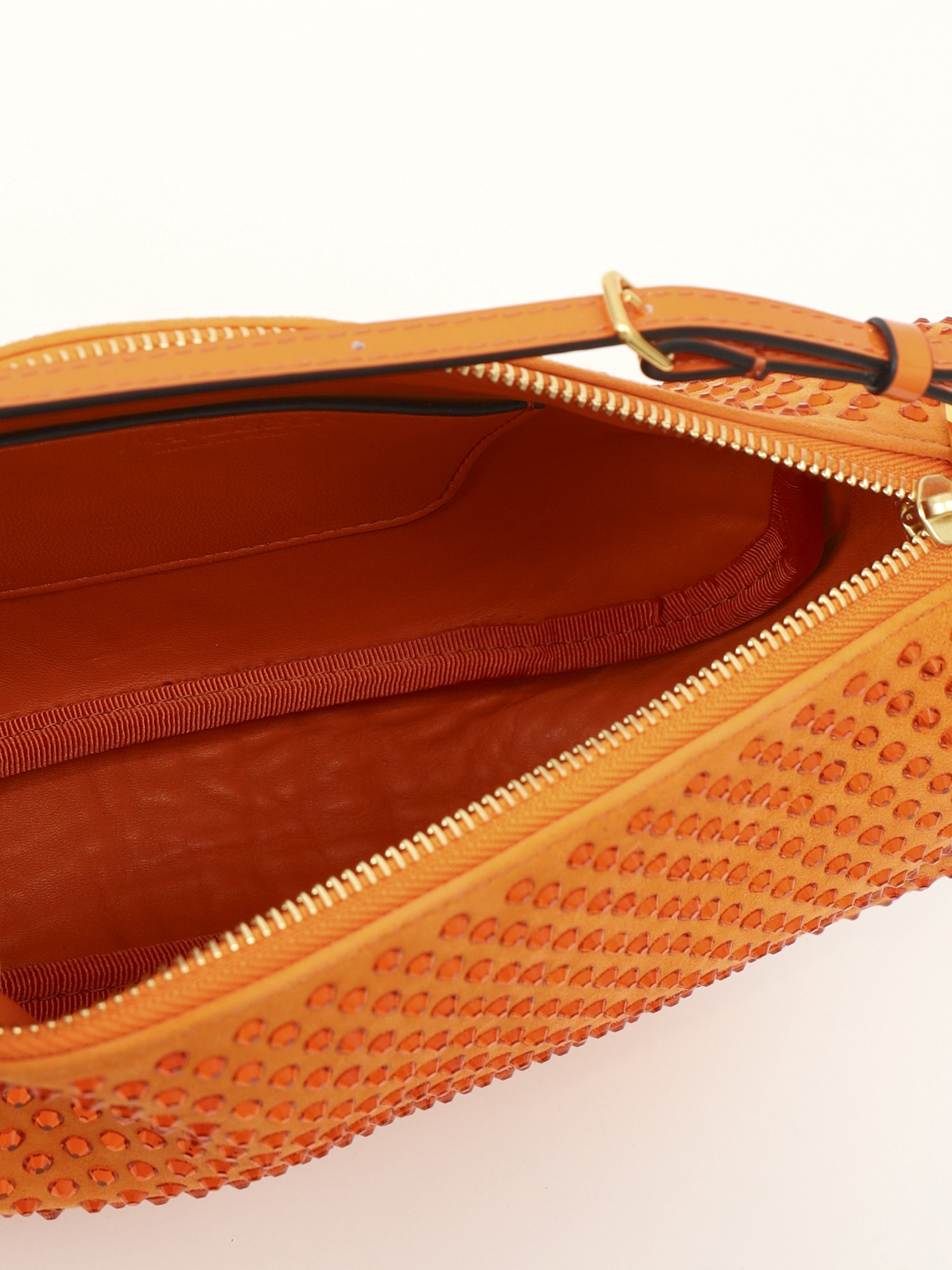 JW Anderson Bumper  8