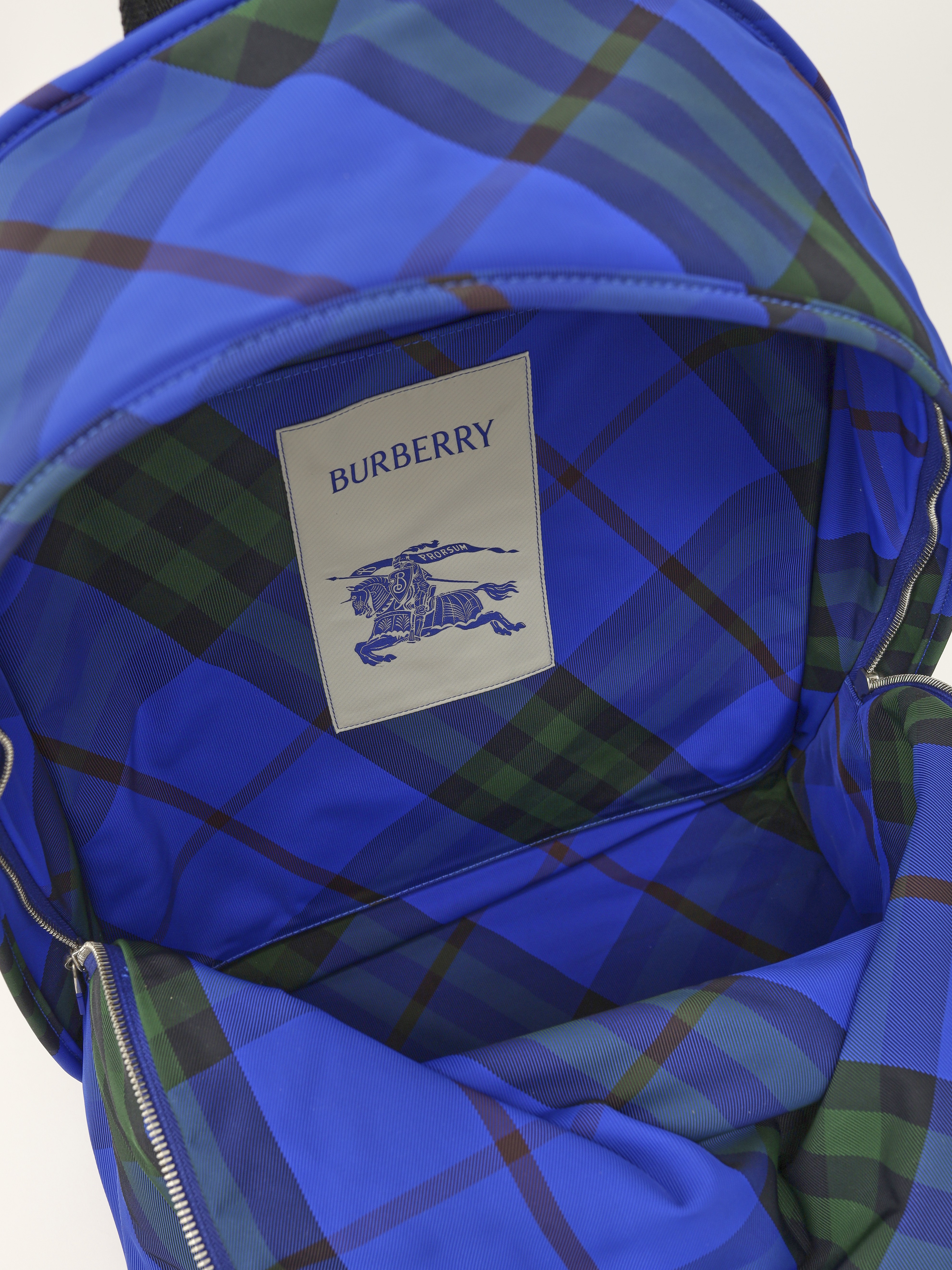Burberry Shield 13