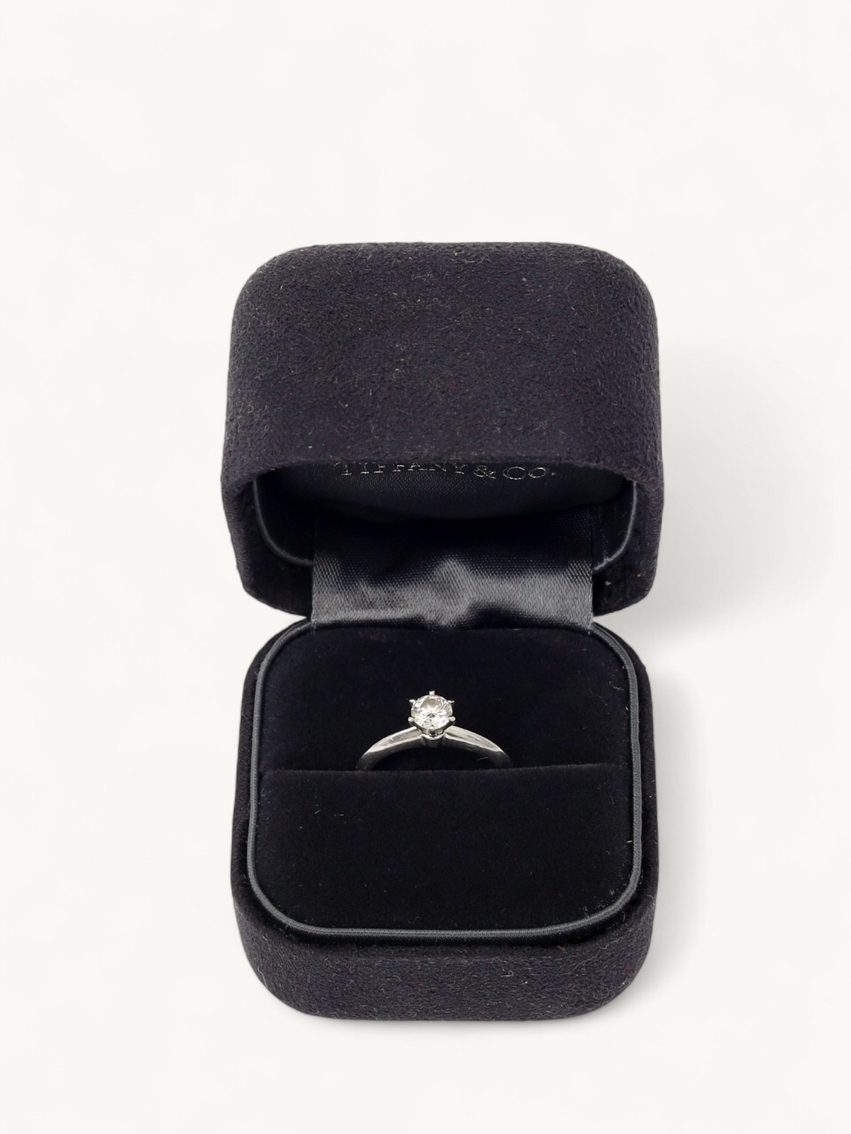 Tiffany & Co. Setting  3