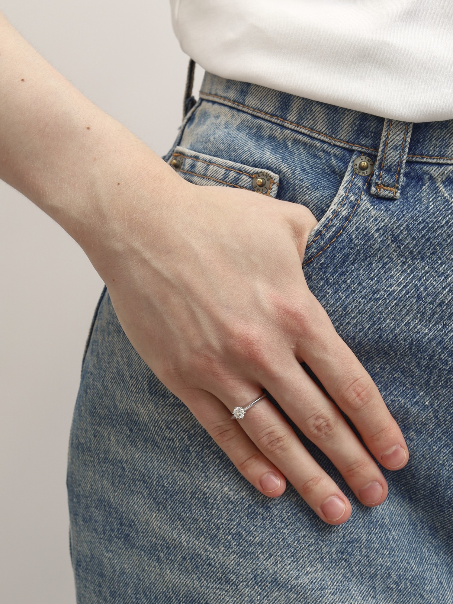 Tiffany & Co. Setting  1