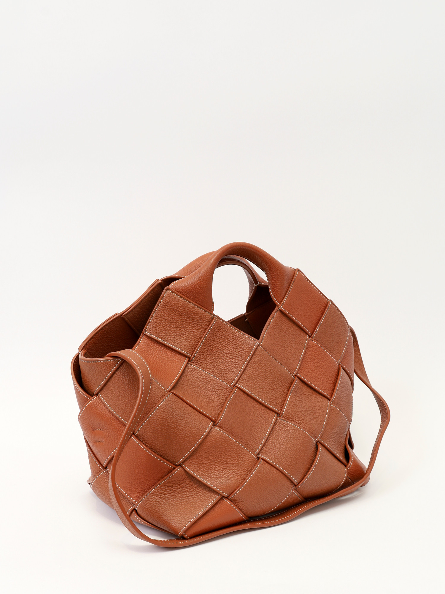Loewe Woven 3