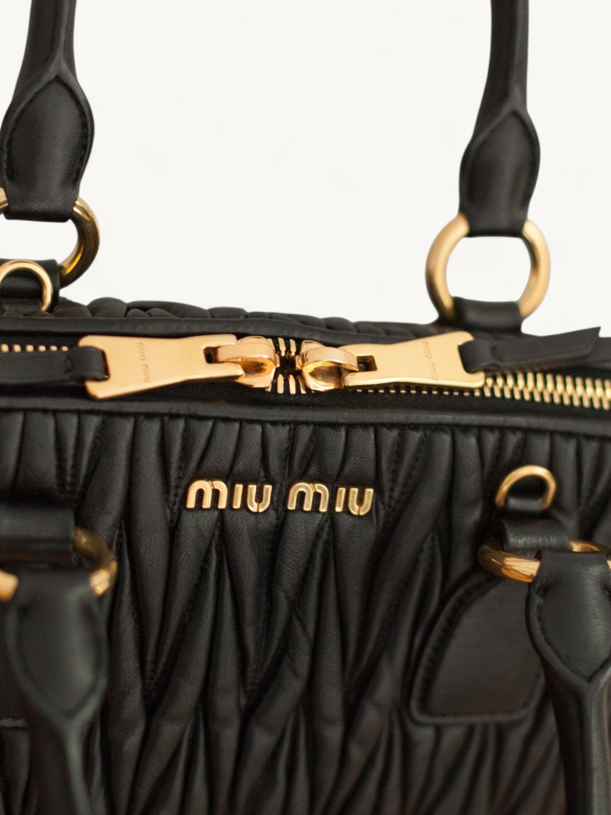 Сумки Miu Miu Matelasse изображение #6