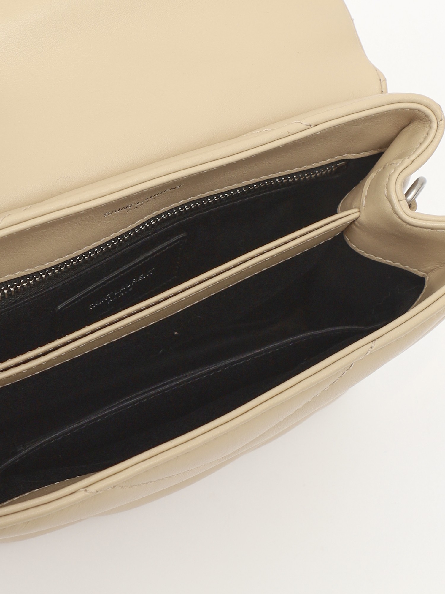 Saint Laurent Loulou 10