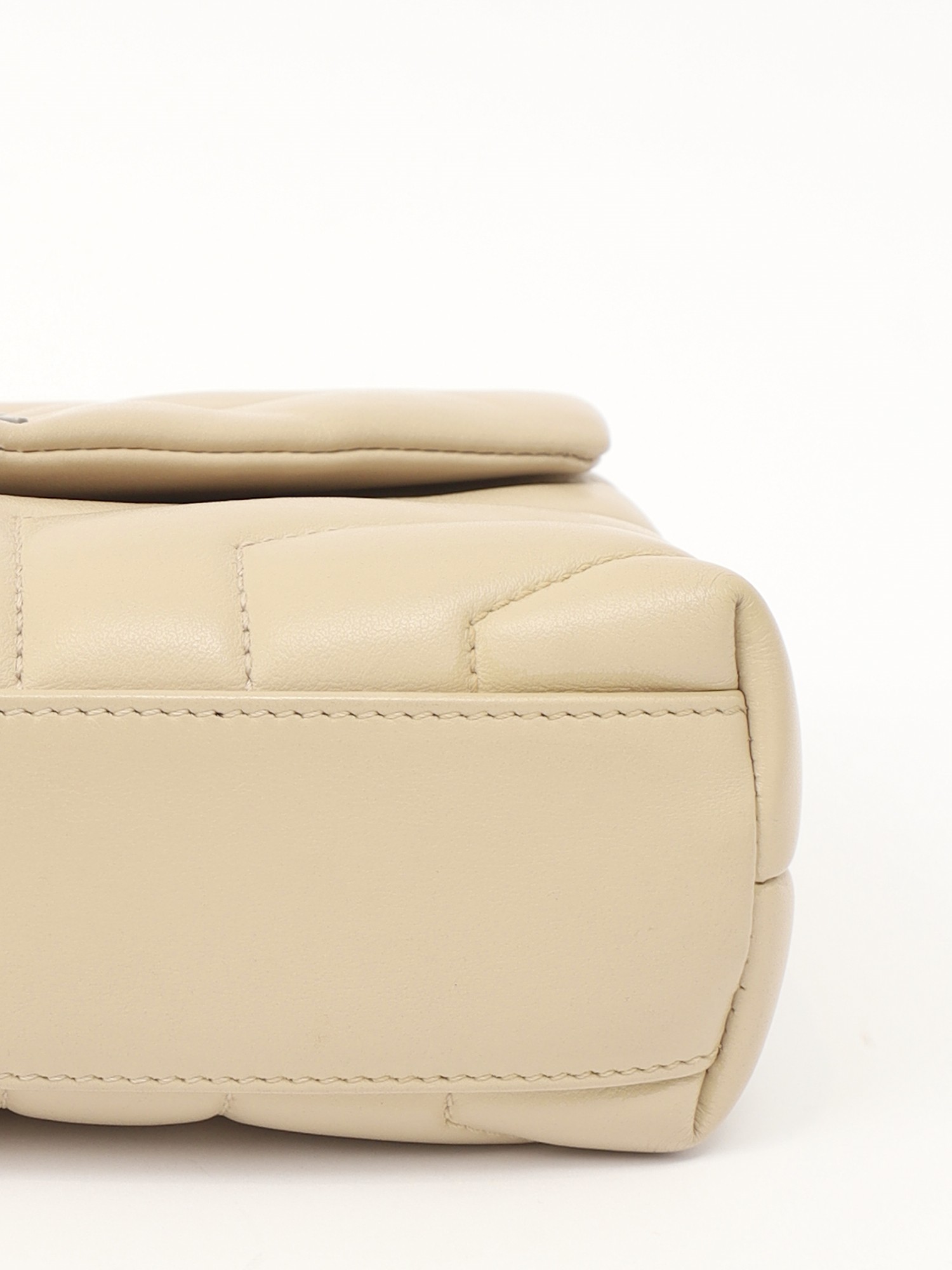 Saint Laurent Loulou 9