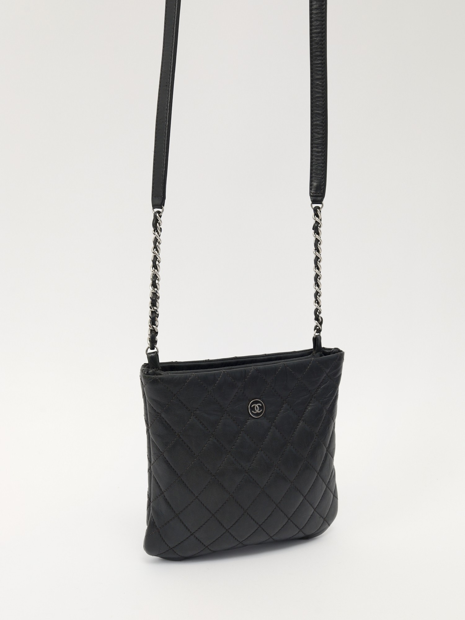 Chanel Leather Bag 4