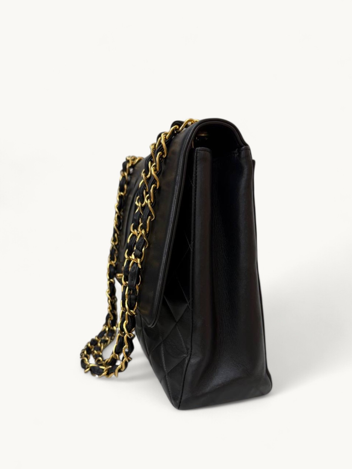 Chanel Timeless Classic 4