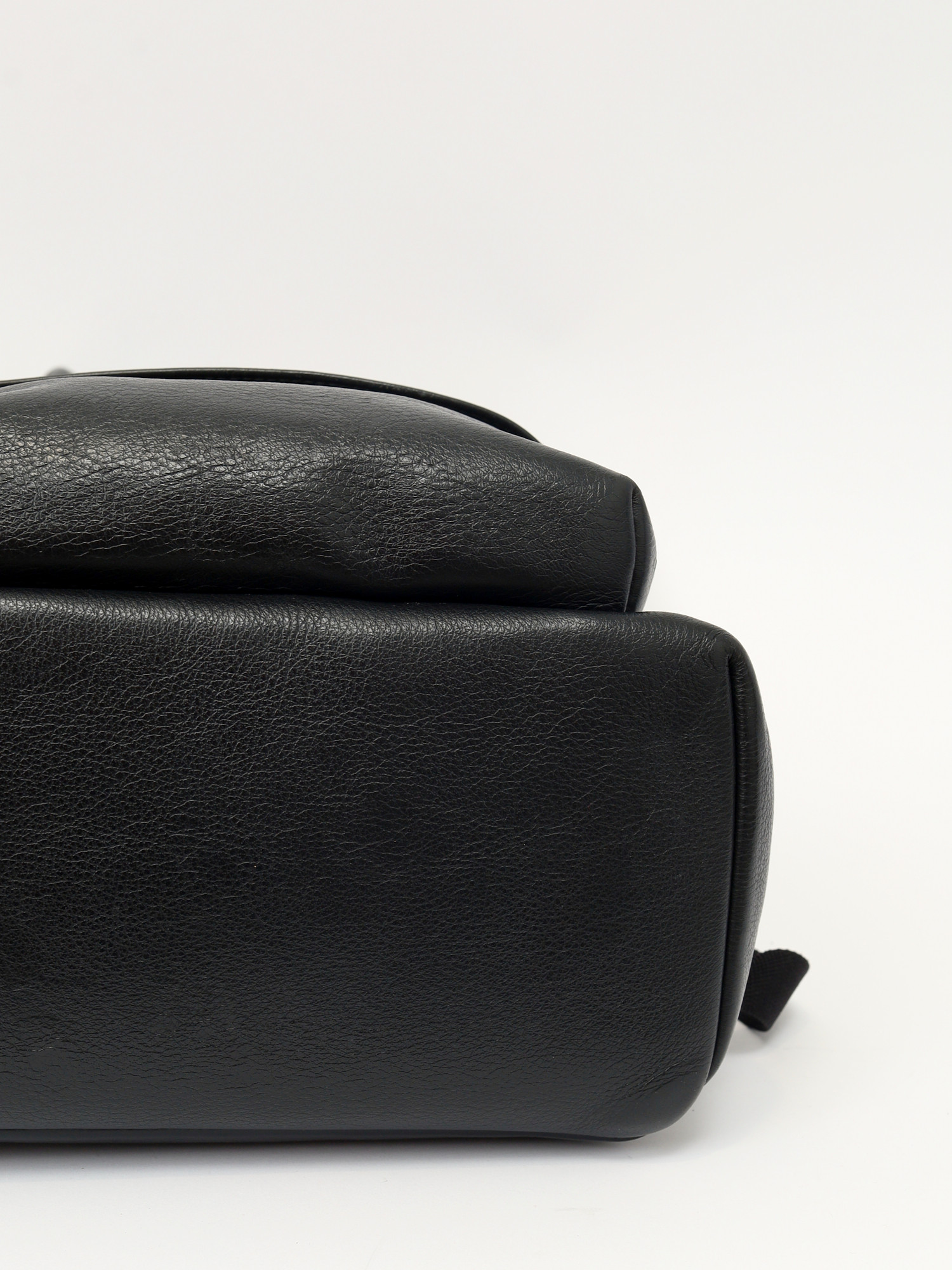 Balenciaga Everyday 8