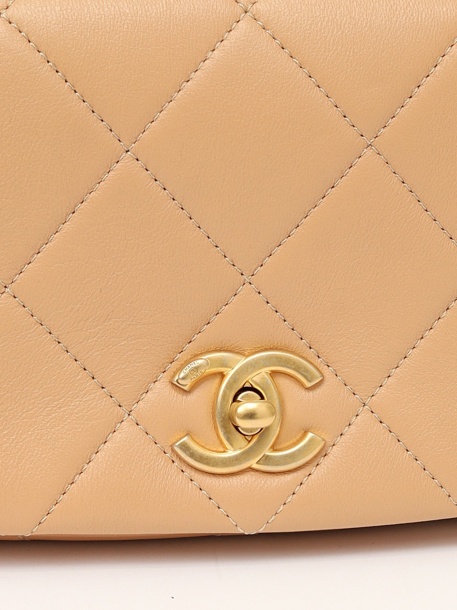 Chanel Timeless Classic 6