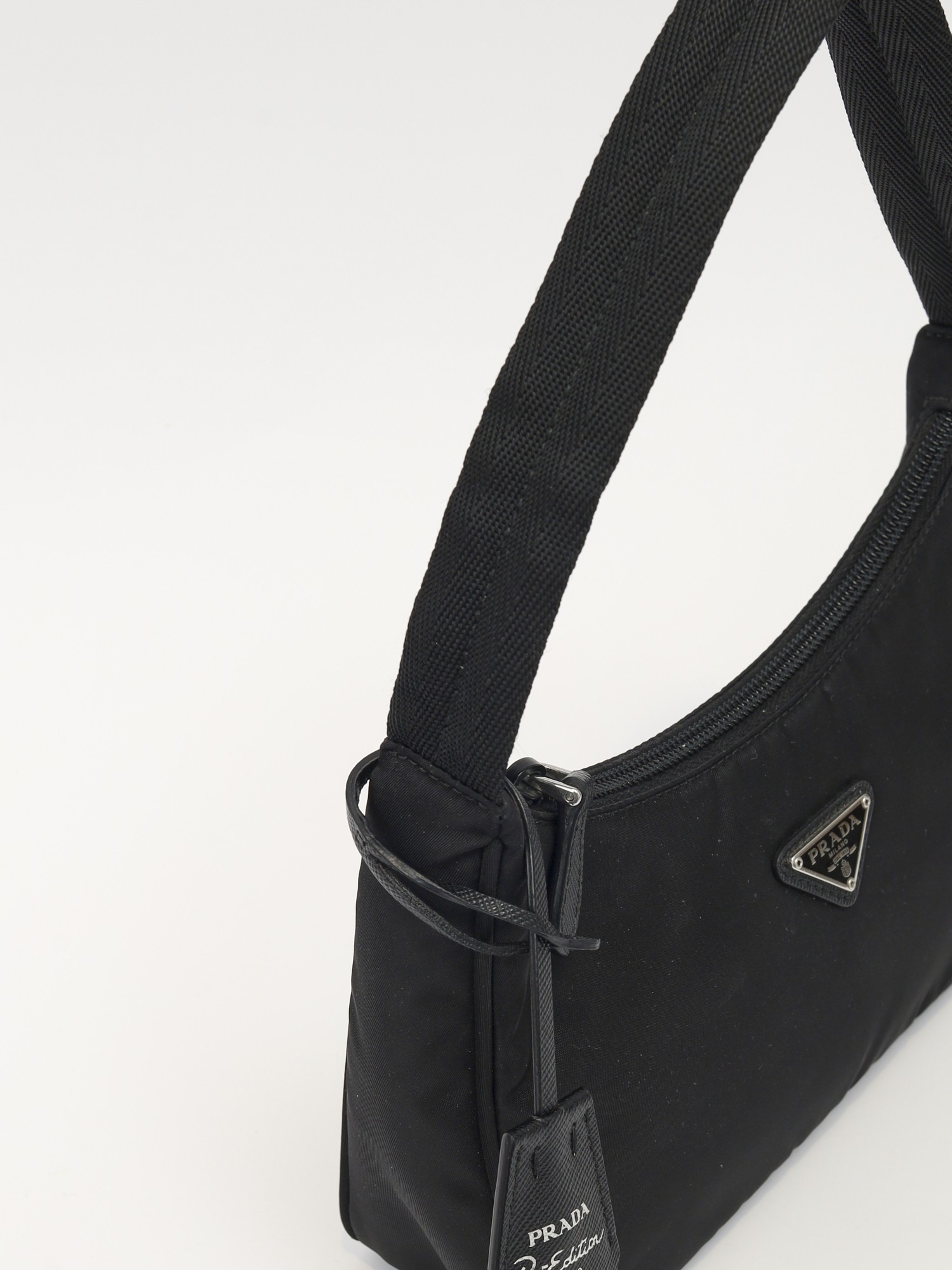 Prada Re-Edition 2000 6