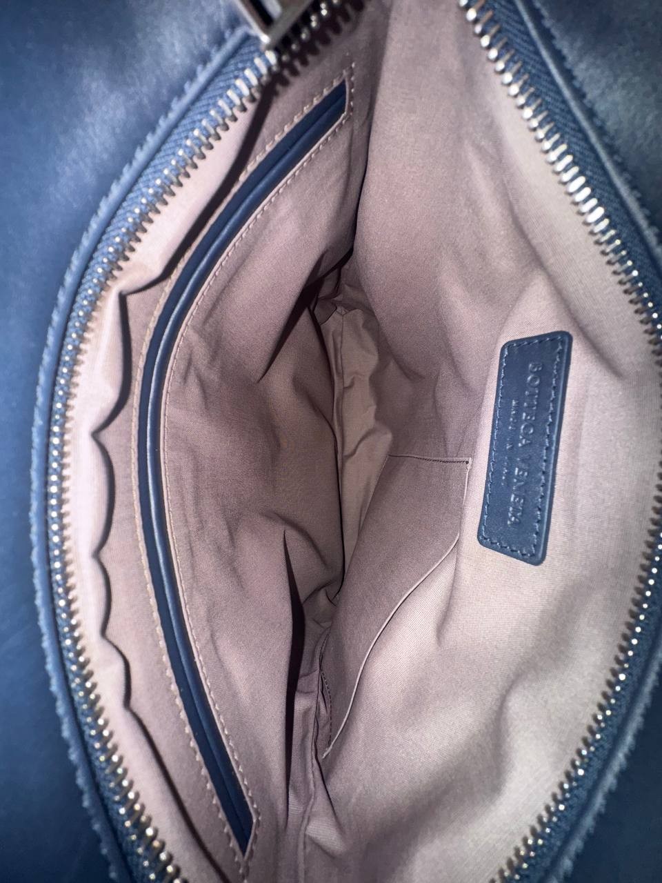 Bottega Veneta Leather Bag 7