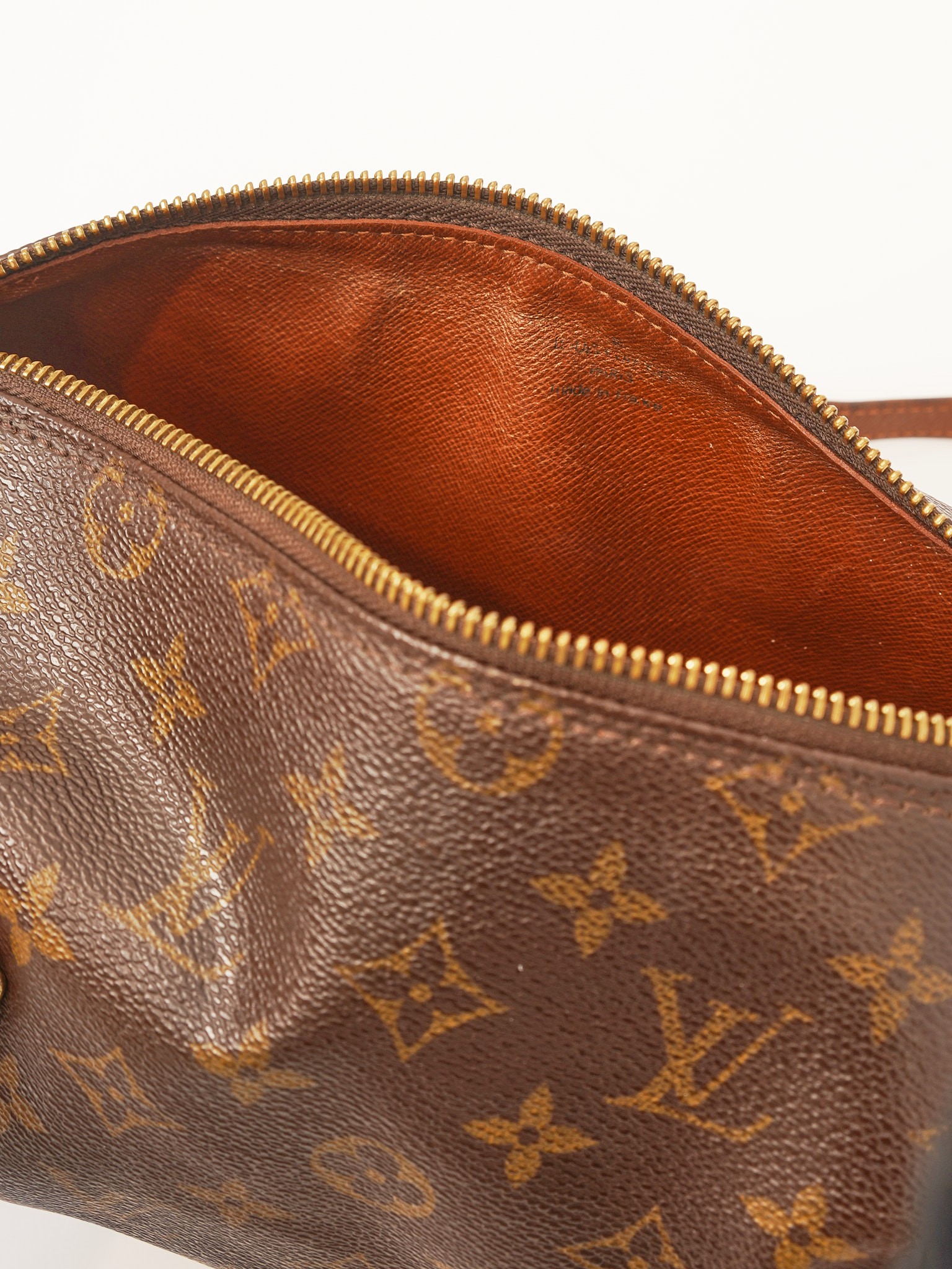 Louis Vuitton Papillon 8