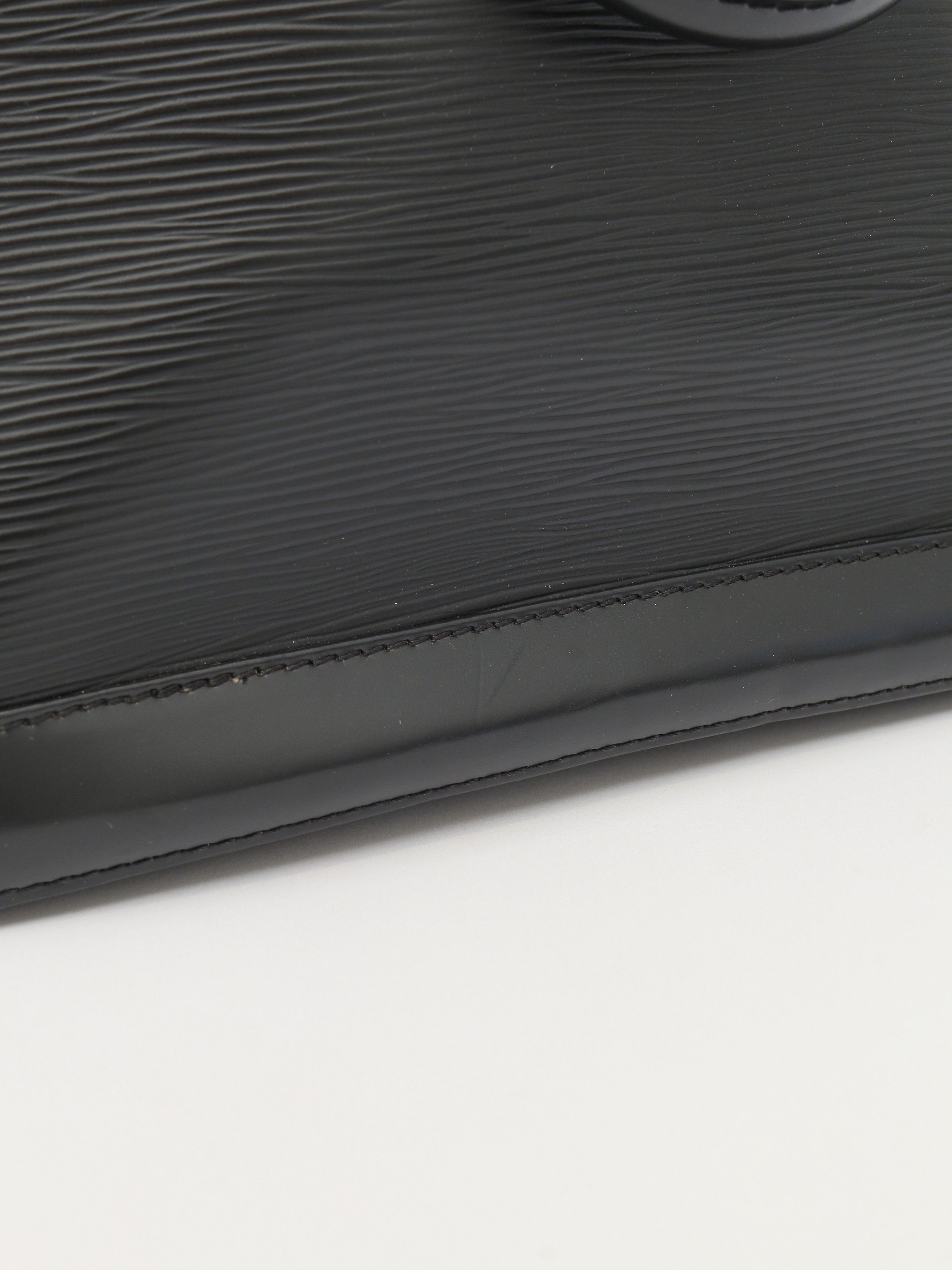 Louis Vuitton Alma 7