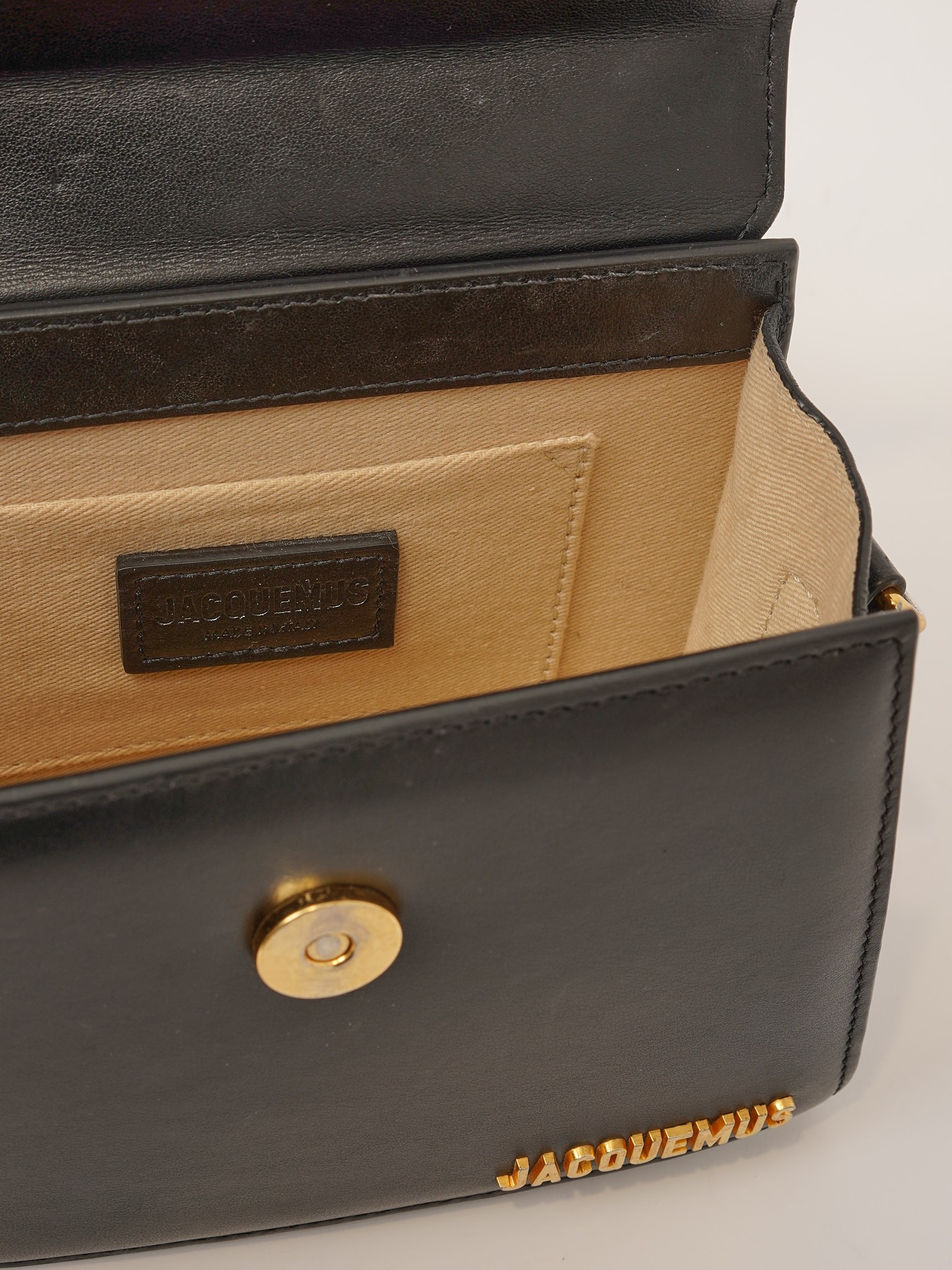 Jacquemus Le Chiquito 9