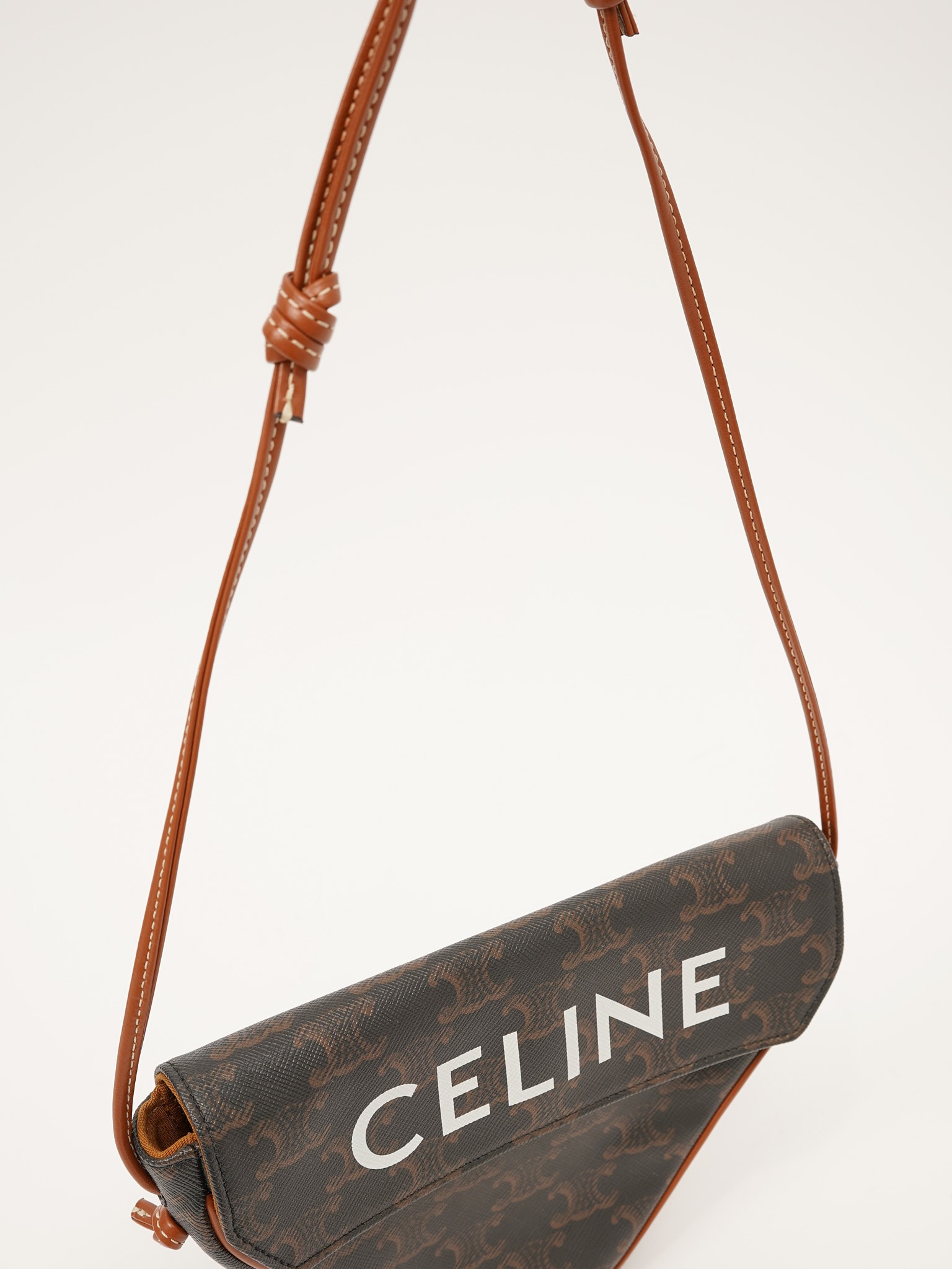 Celine Triomphe 4