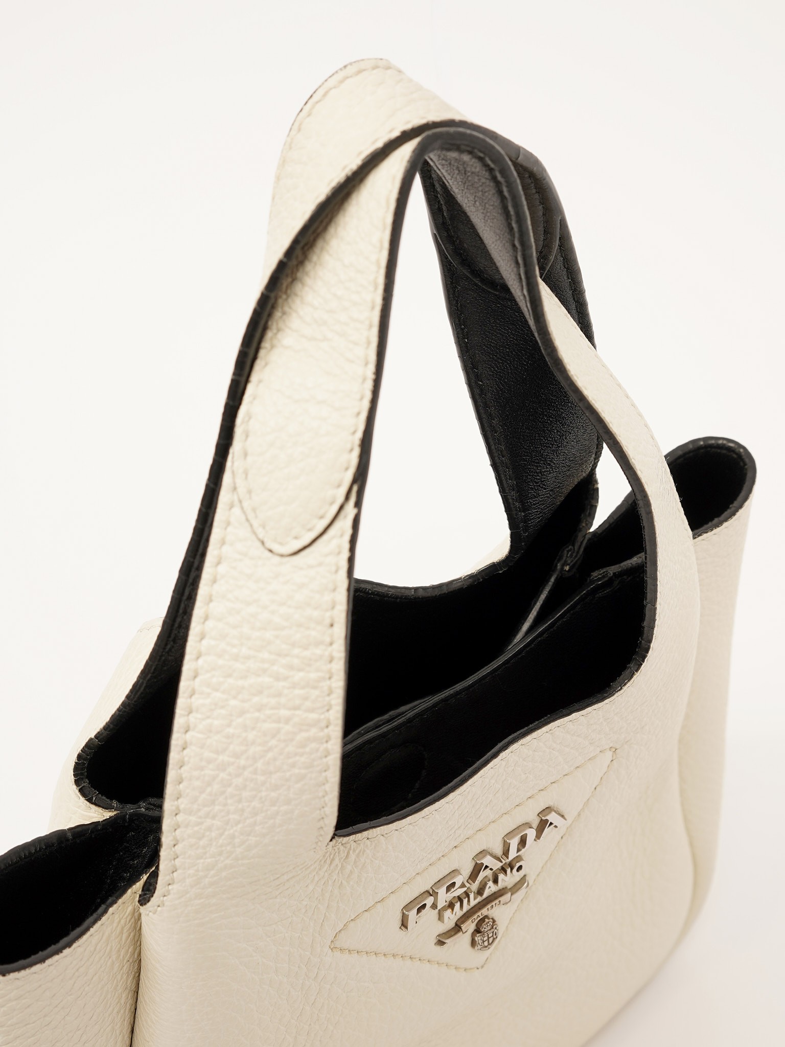 Prada Dynamique Tote 4