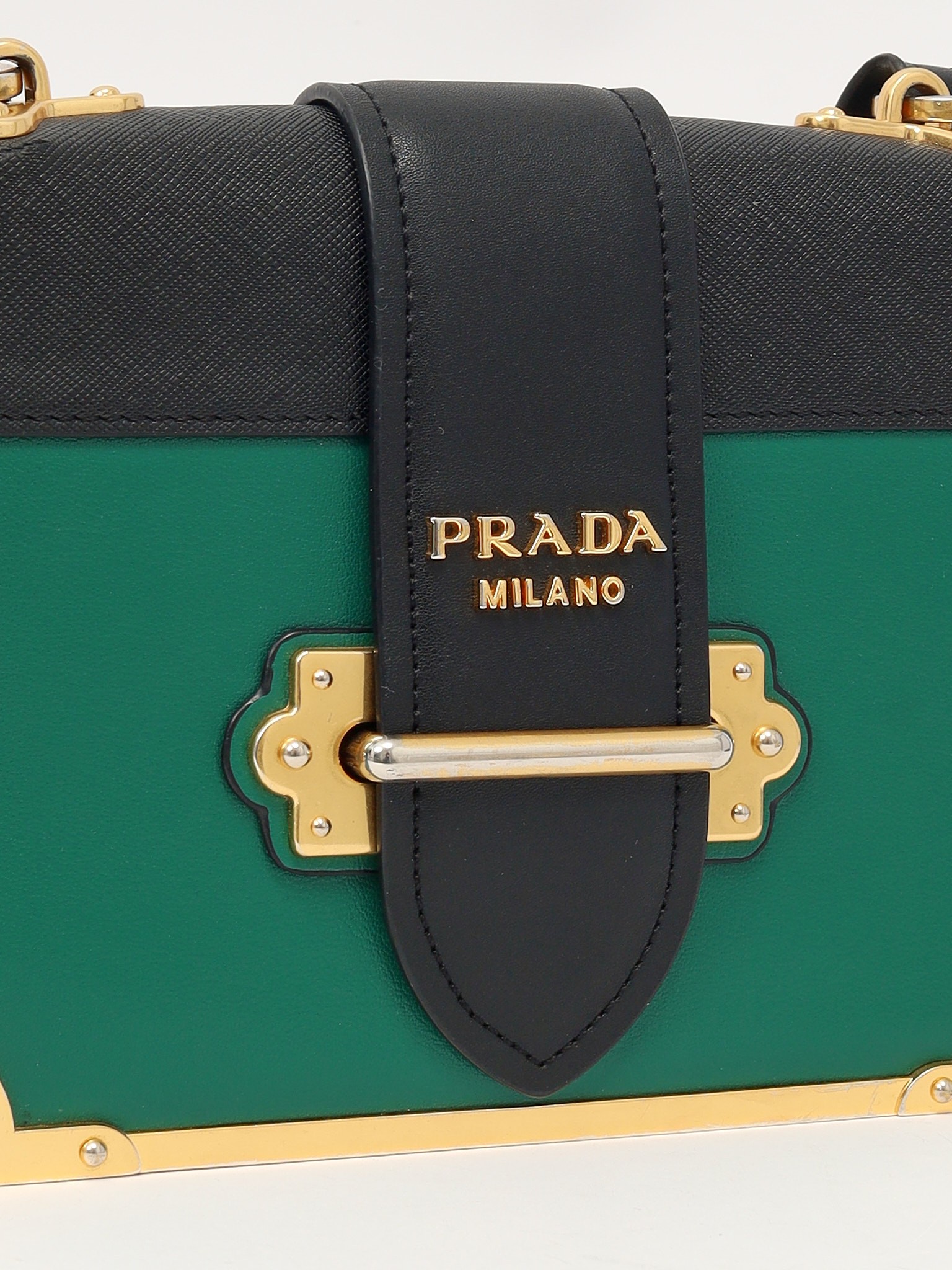 Prada Cahier 5