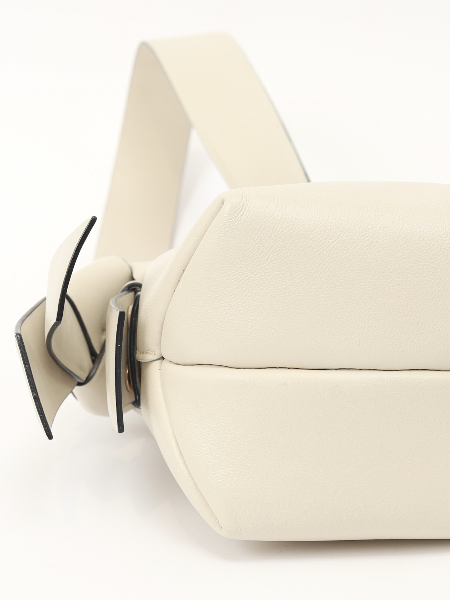 Acne Studios Musubi  8