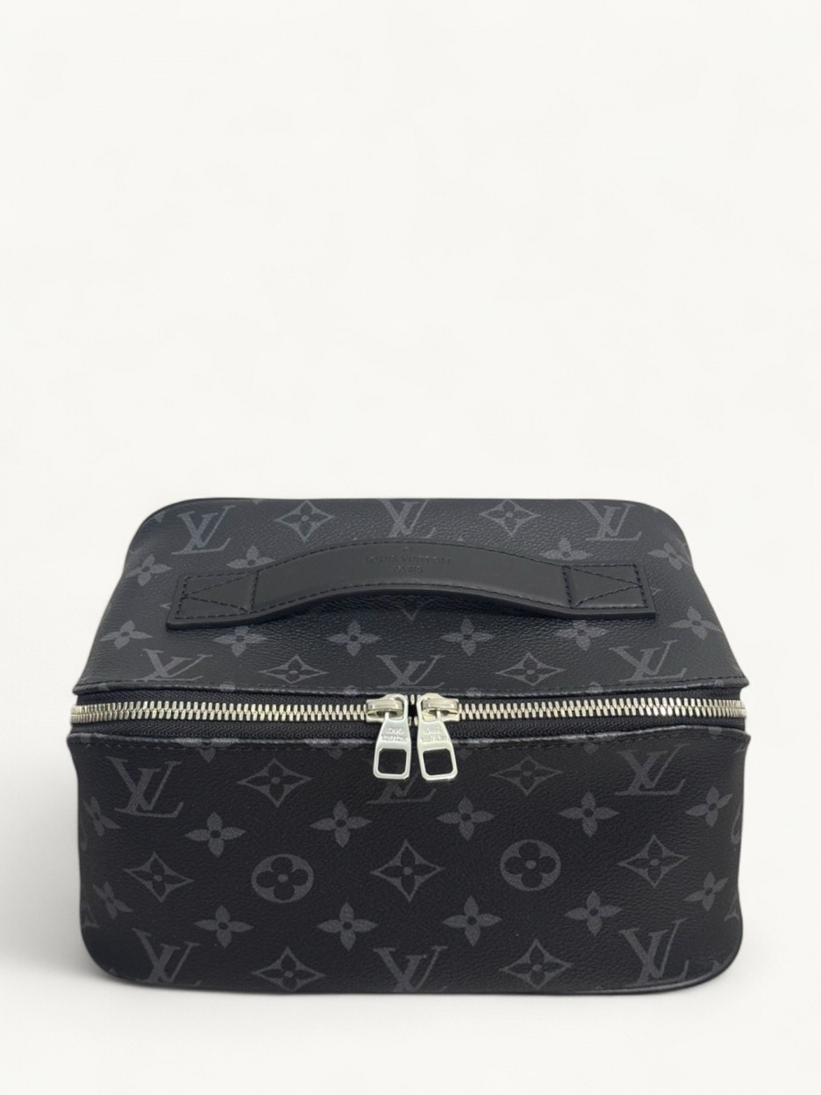 Louis Vuitton Case 0
