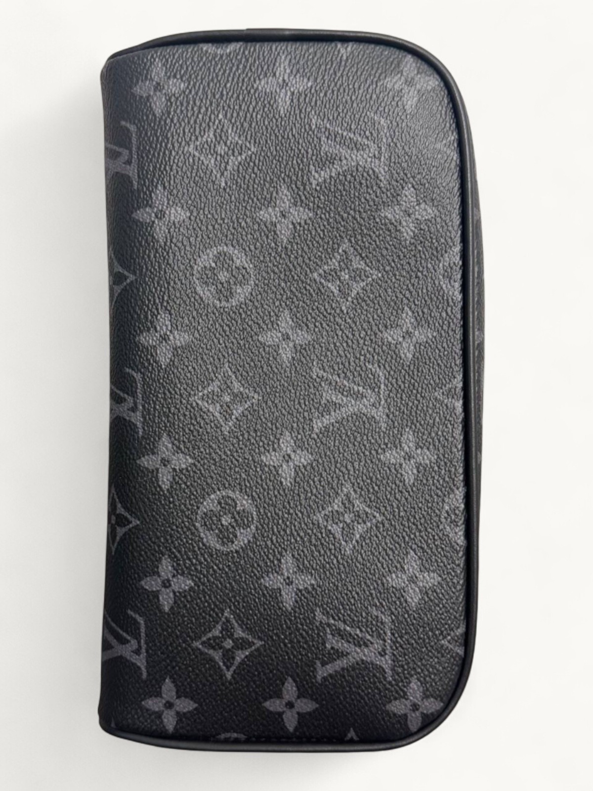 Louis Vuitton Case 4