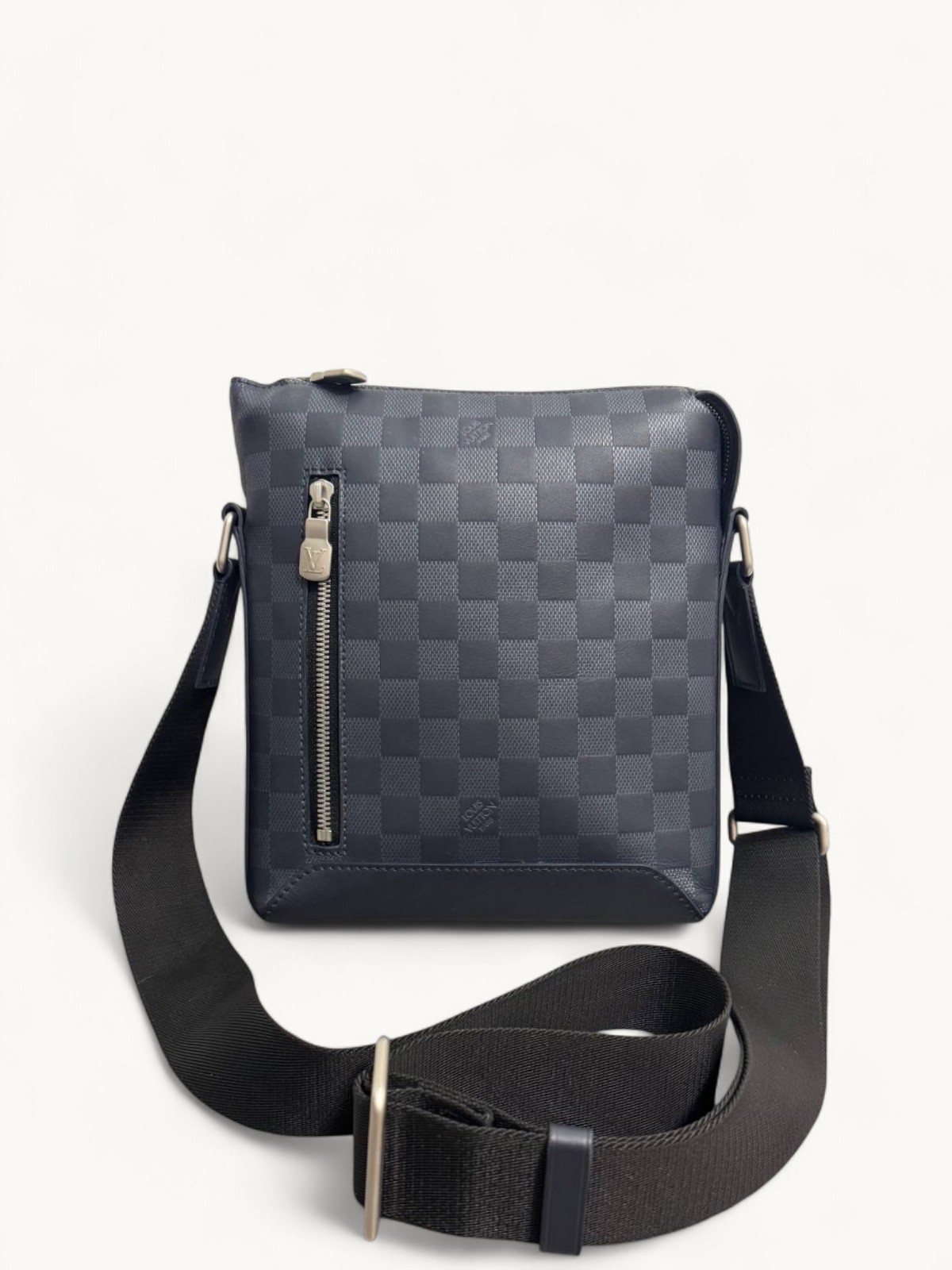 Louis Vuitton Discovery 0