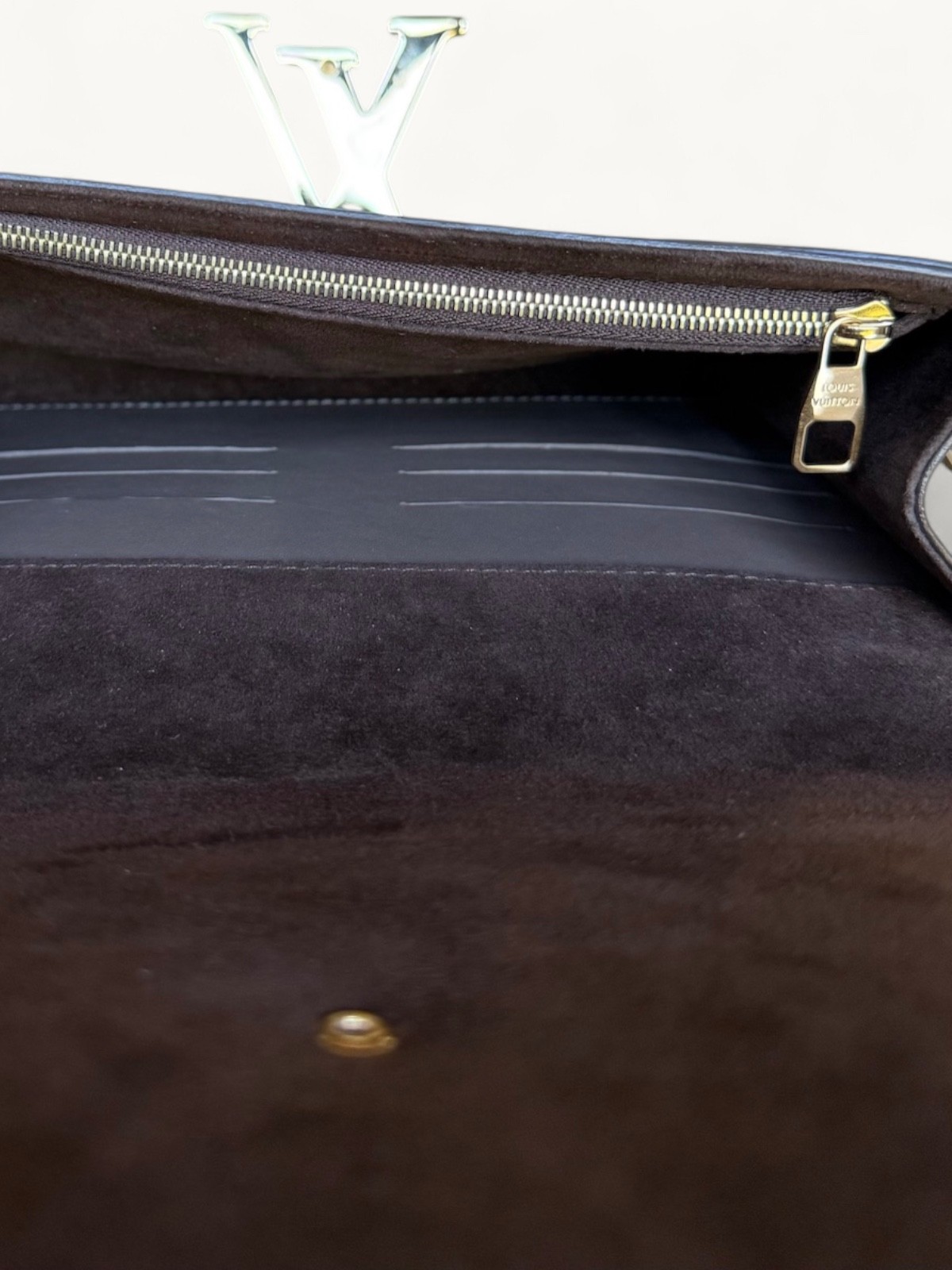 Louis Vuitton Chain Louis 2