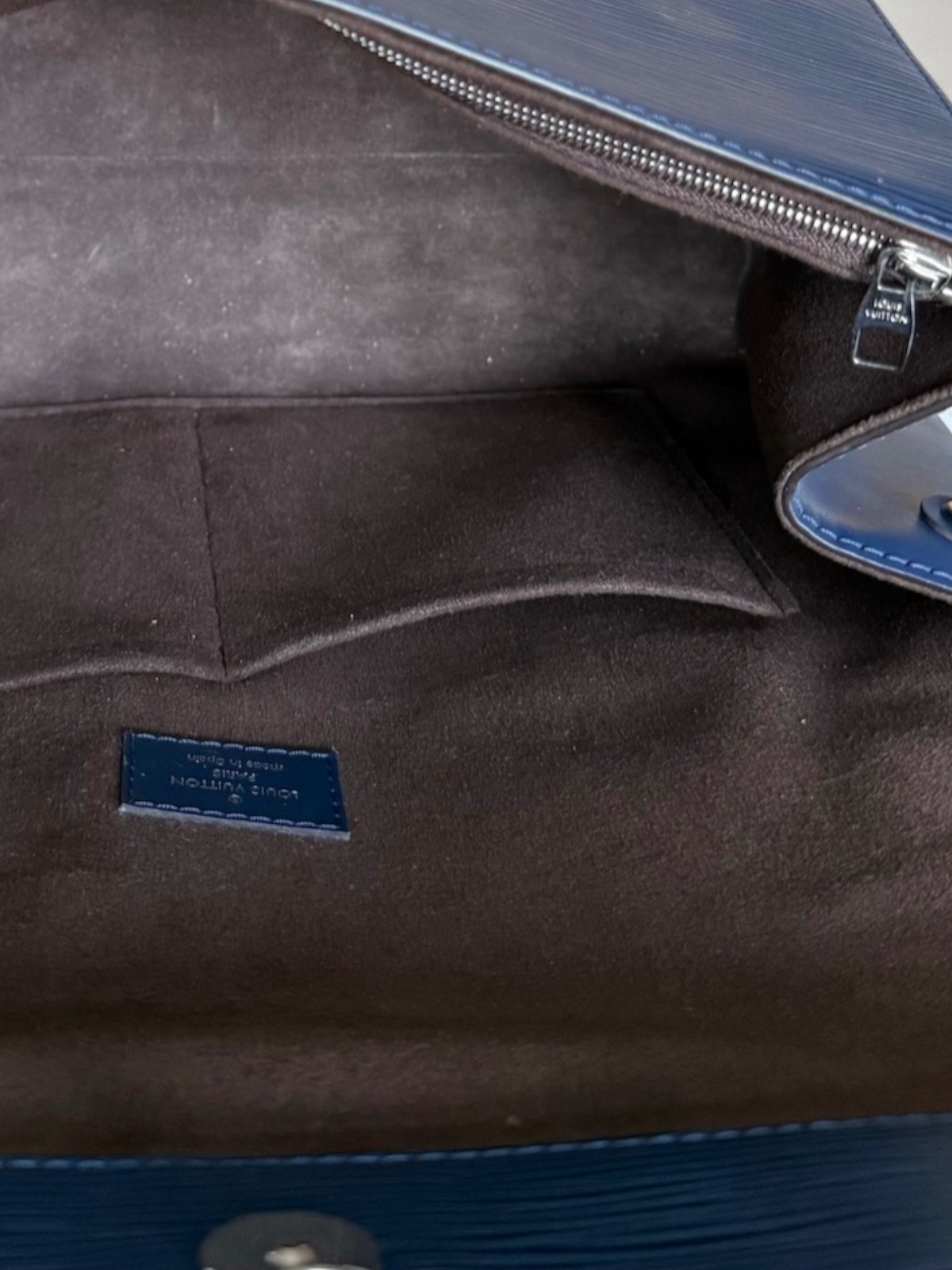 Louis Vuitton Cluny 4